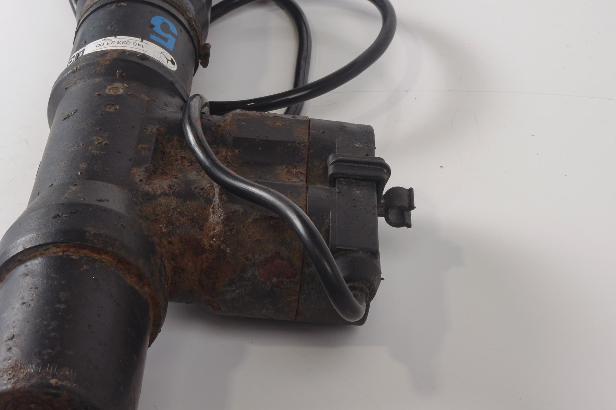 Mercedes 1403232300 Shock Absorber Self Levelling - Front | W140 V140 C140 S