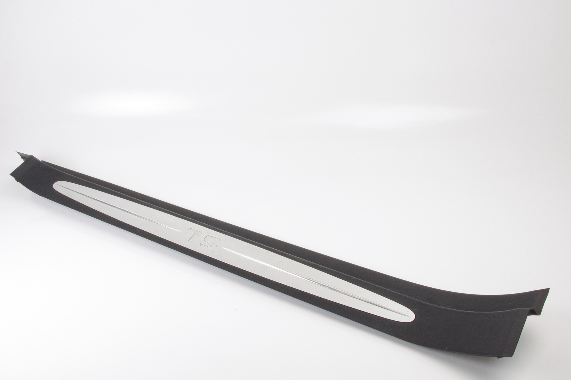 Mercedes 2306800435 Door Sill - Front Right | R230 SL