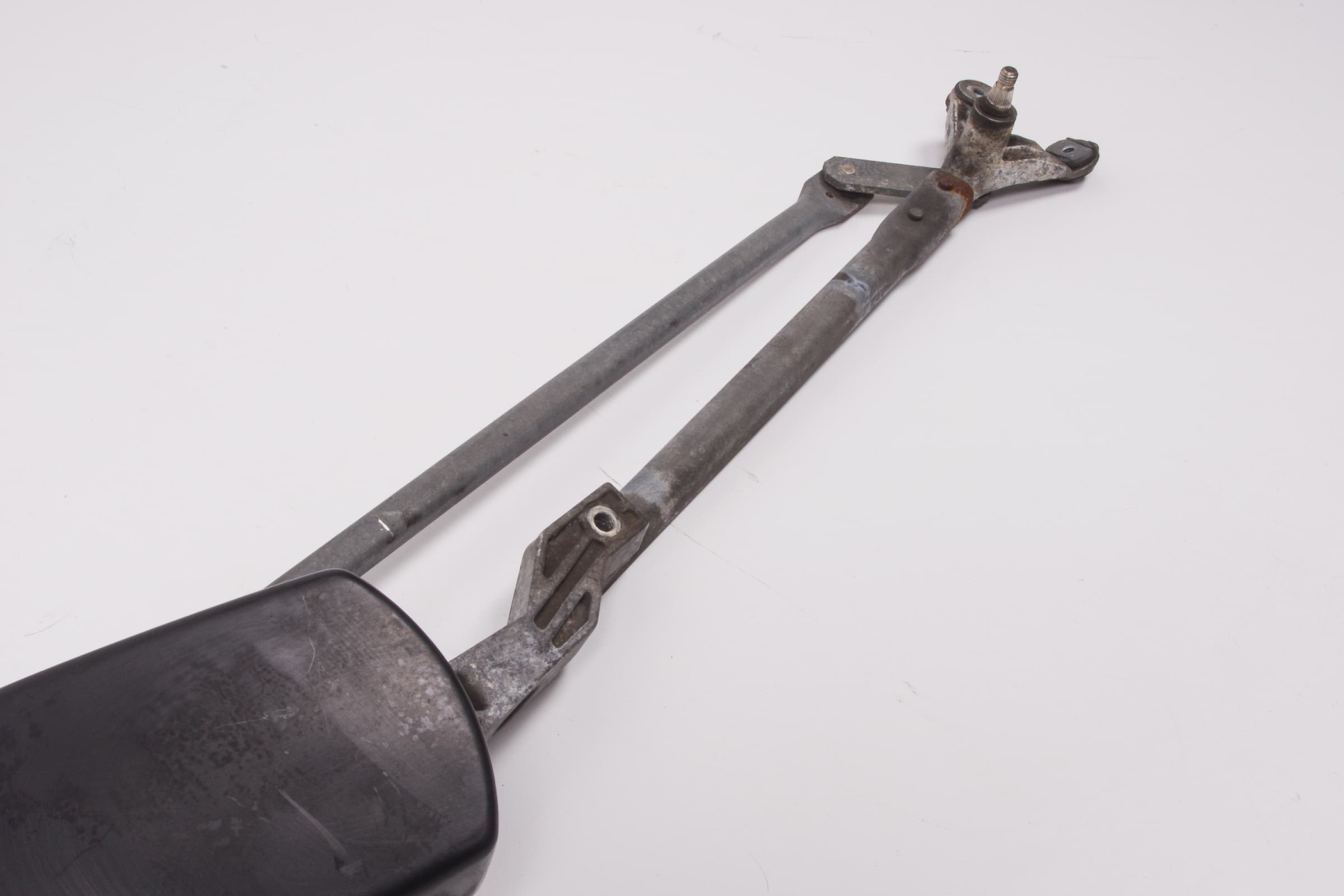 Mercedes 1408200507 Wiper Mechanism | W140 V140 C140 S