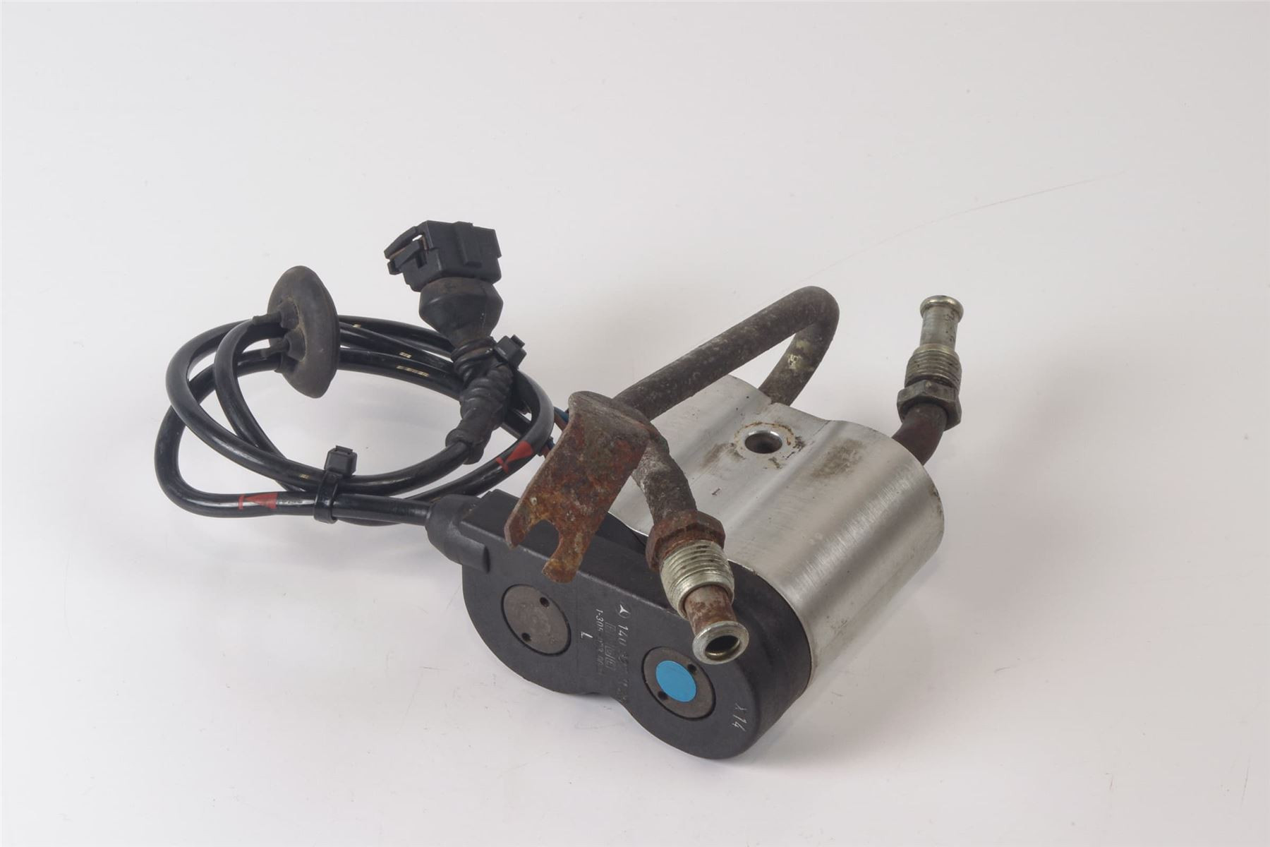 Mercedes 1403271125 Hydraulic Damping Valve - Rear | R129 SL W140 V140 C140 S