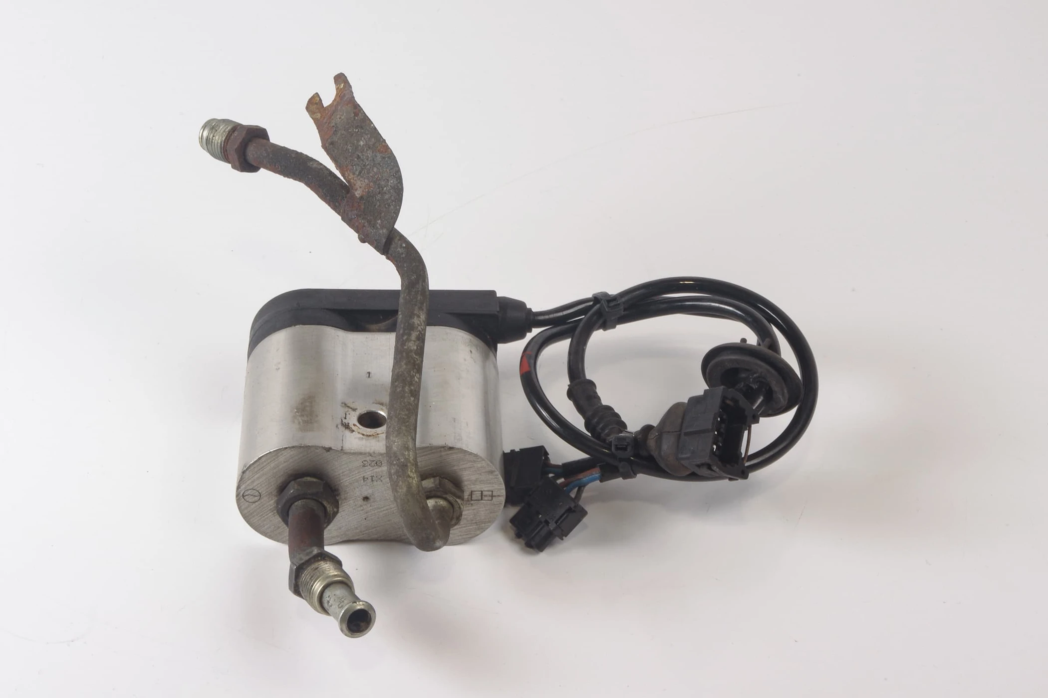 Mercedes 1403271125 Hydraulic Damping Valve - Rear | R129 SL W140 V140 C140 S