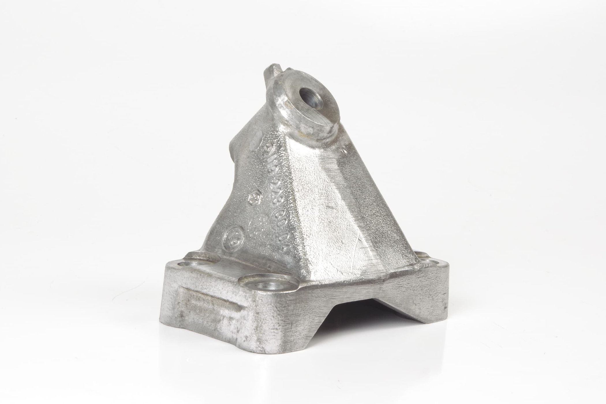 Mercedes 1192233004 Engine Mount Bracket - Right | R129 SL
