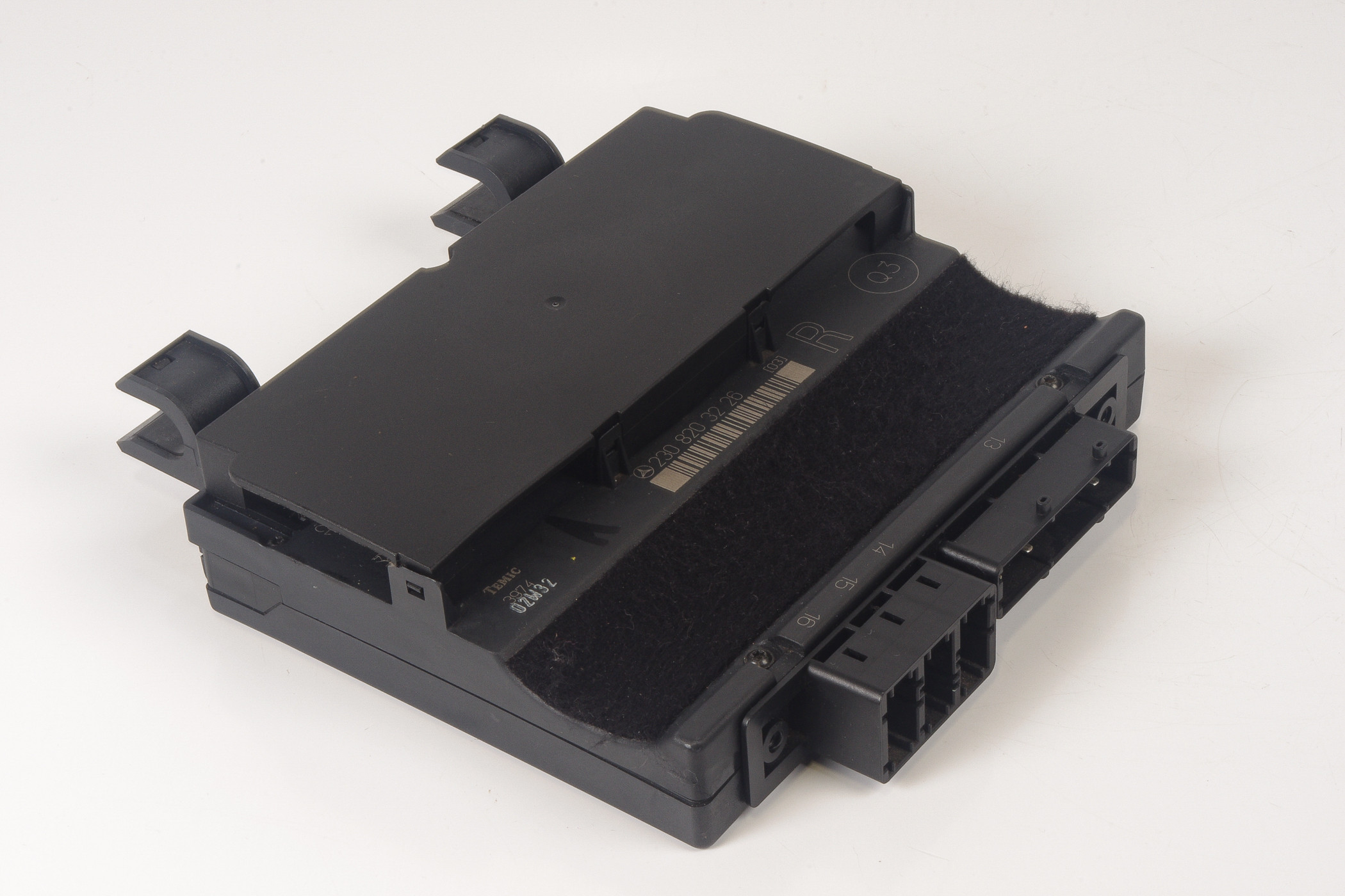 Mercedes 2308203226 Seat Control Unit - Right | R230 SL