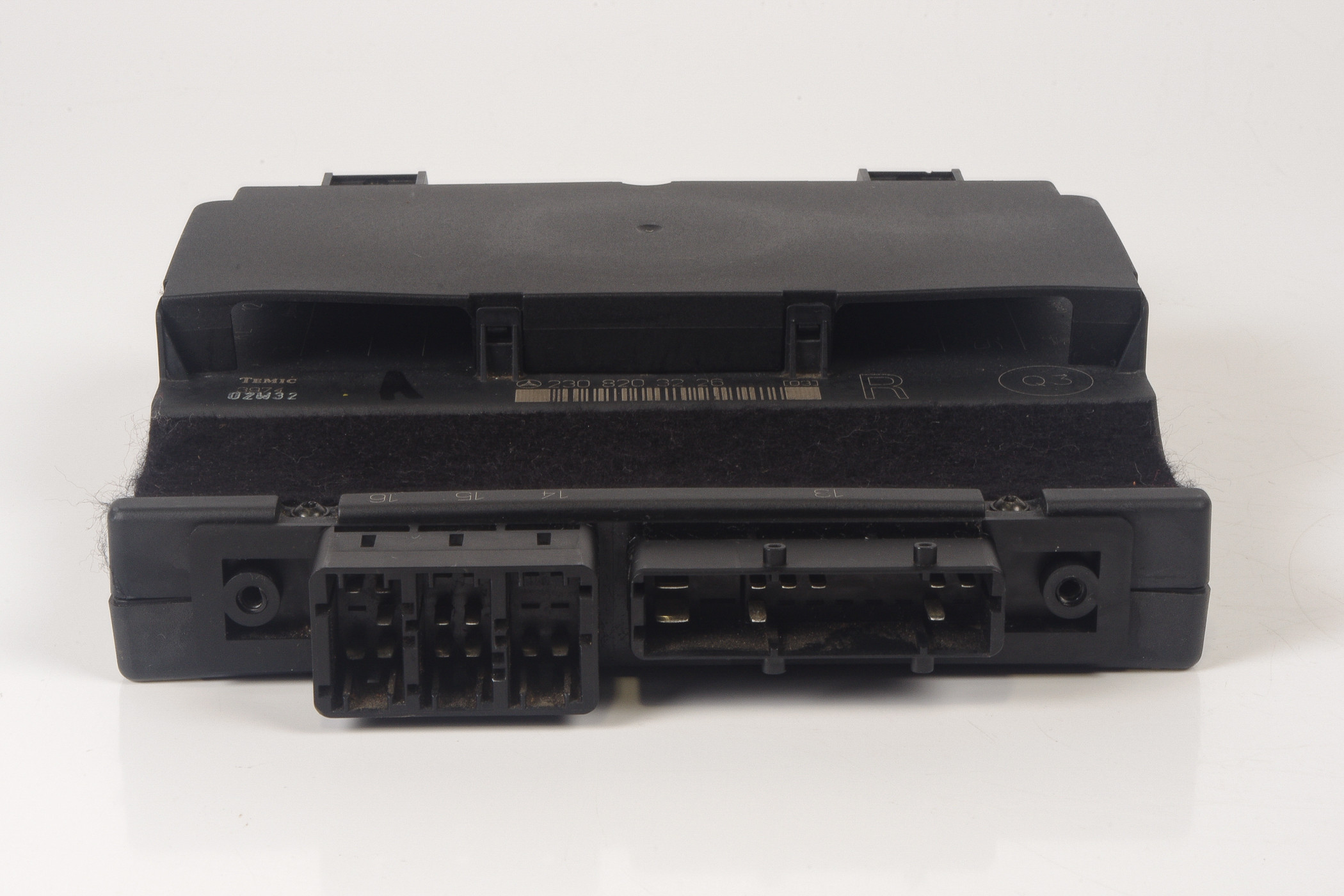 Mercedes 2308203226 Seat Control Unit - Right | R230 SL