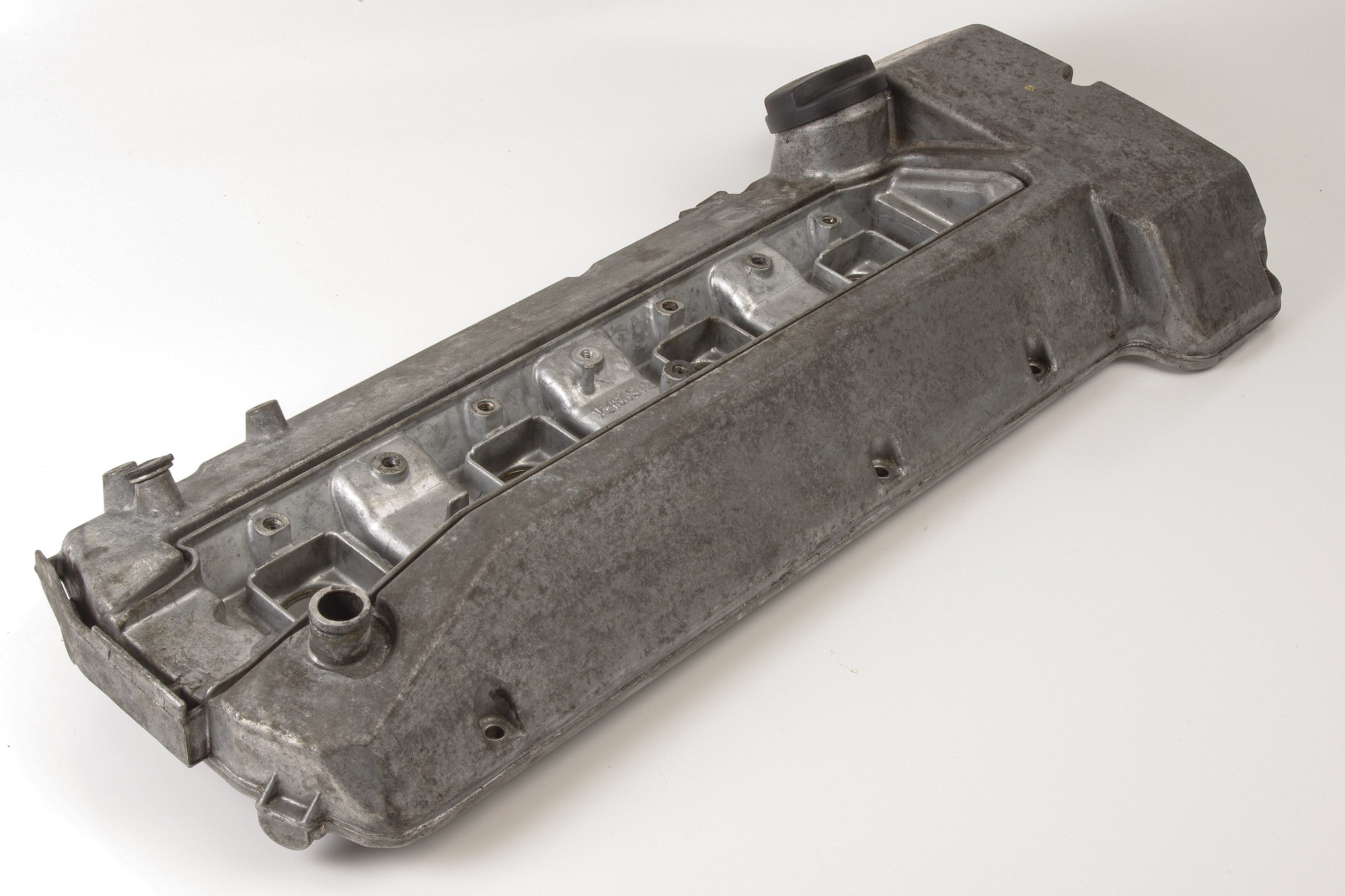 Mercedes 1190161105 Valve Cylinder Head Cover - Right | W124 E R129 SL W140 S