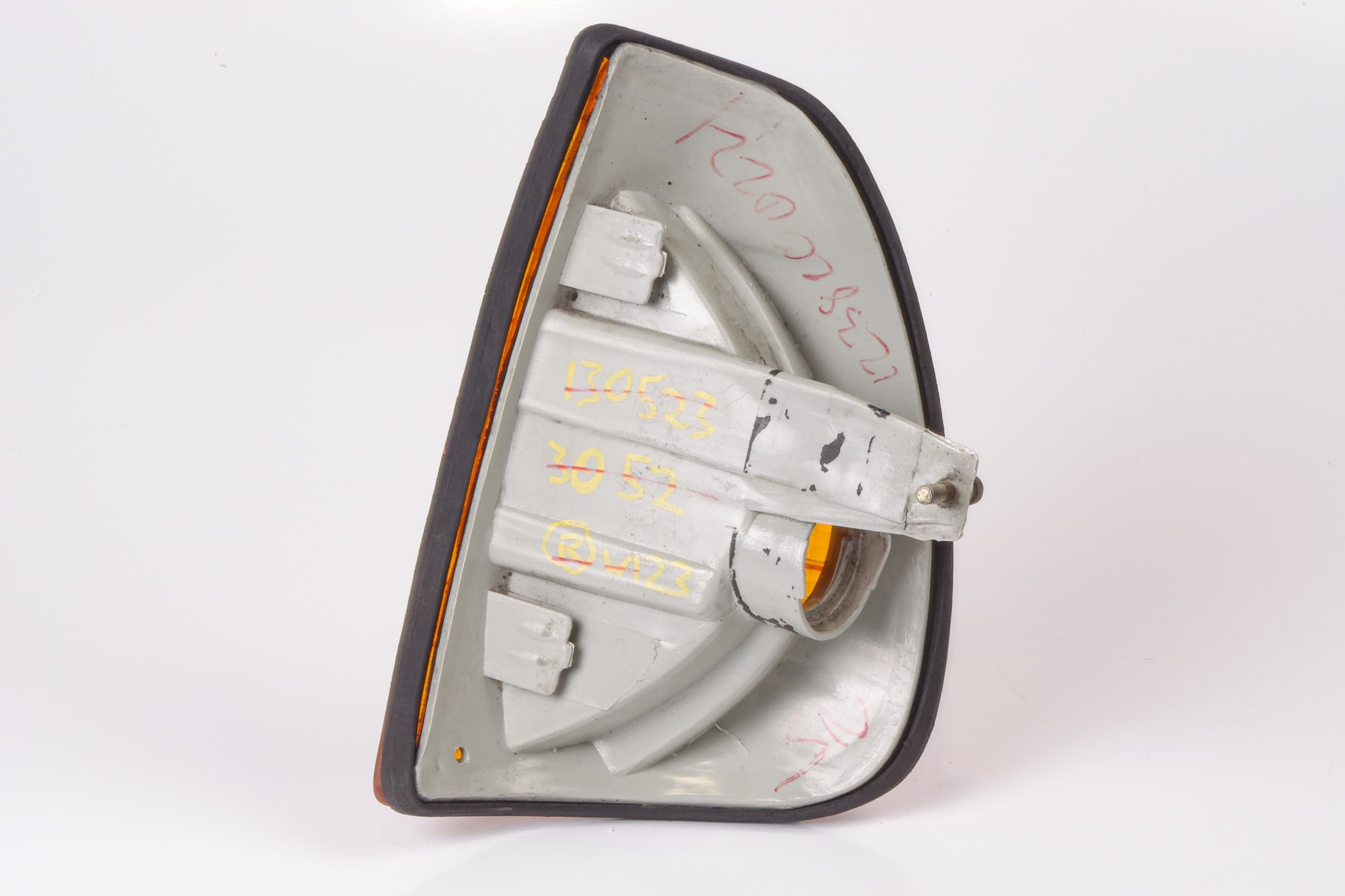 Mercedes 1238200221 Indicator Lens - Right Orange | W123 V123 C123 S123 E