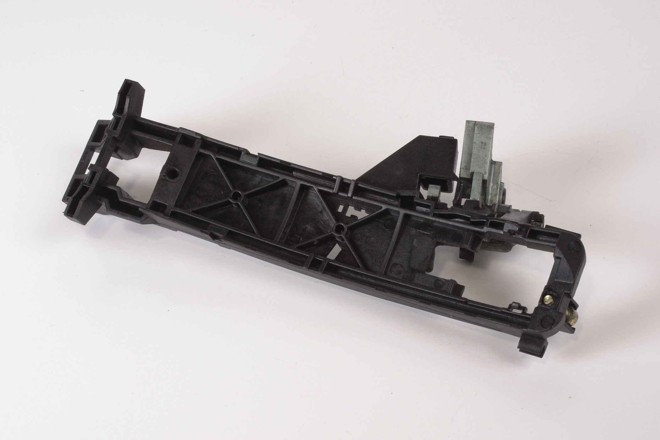 Mercedes 2207600434 Exterior Door Handle Mechanism - Right | W220 S R230 SL