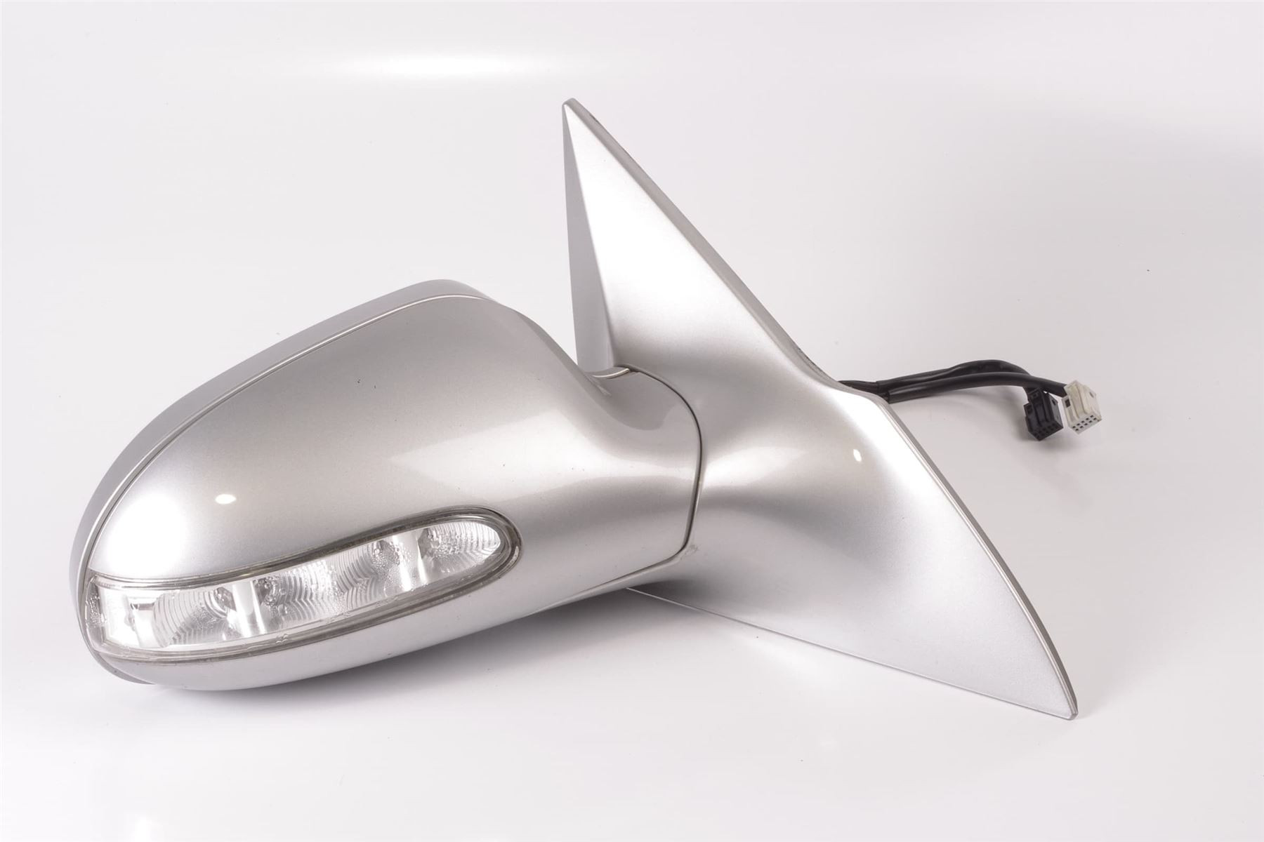 Mercedes 2308101064 Door Mirror - Right Silver | C209 A209 CLK R230 SL