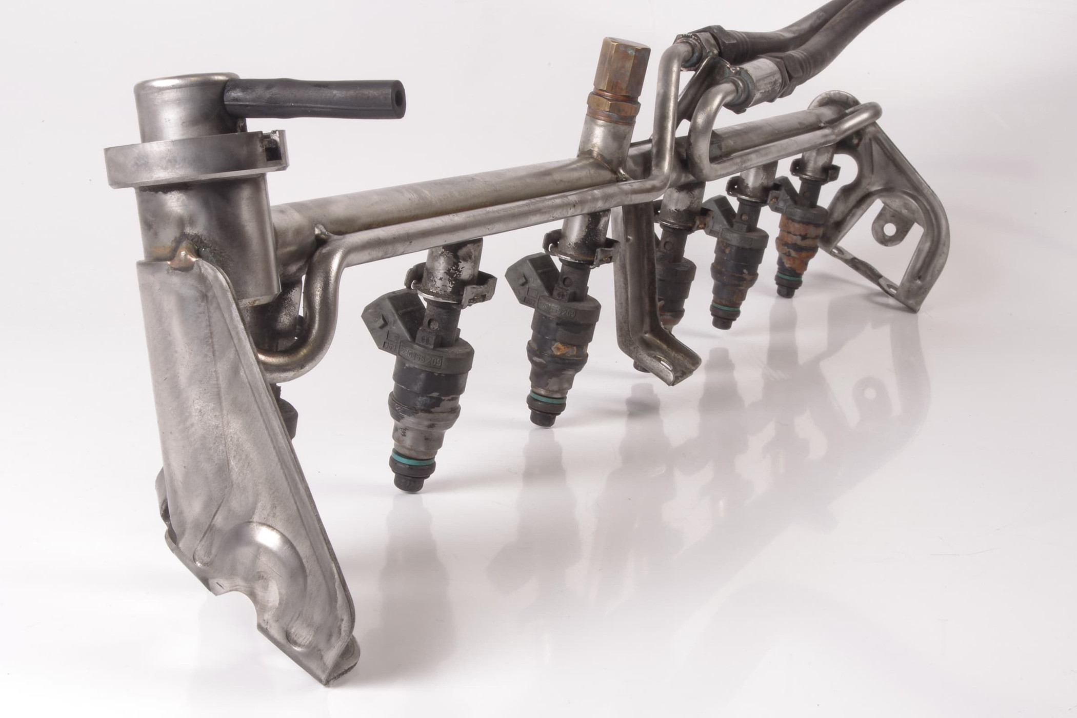 Mercedes 1040701395 Fuel Rail & Injector Set x6 | W124 W210 E R129 SL W140 S...