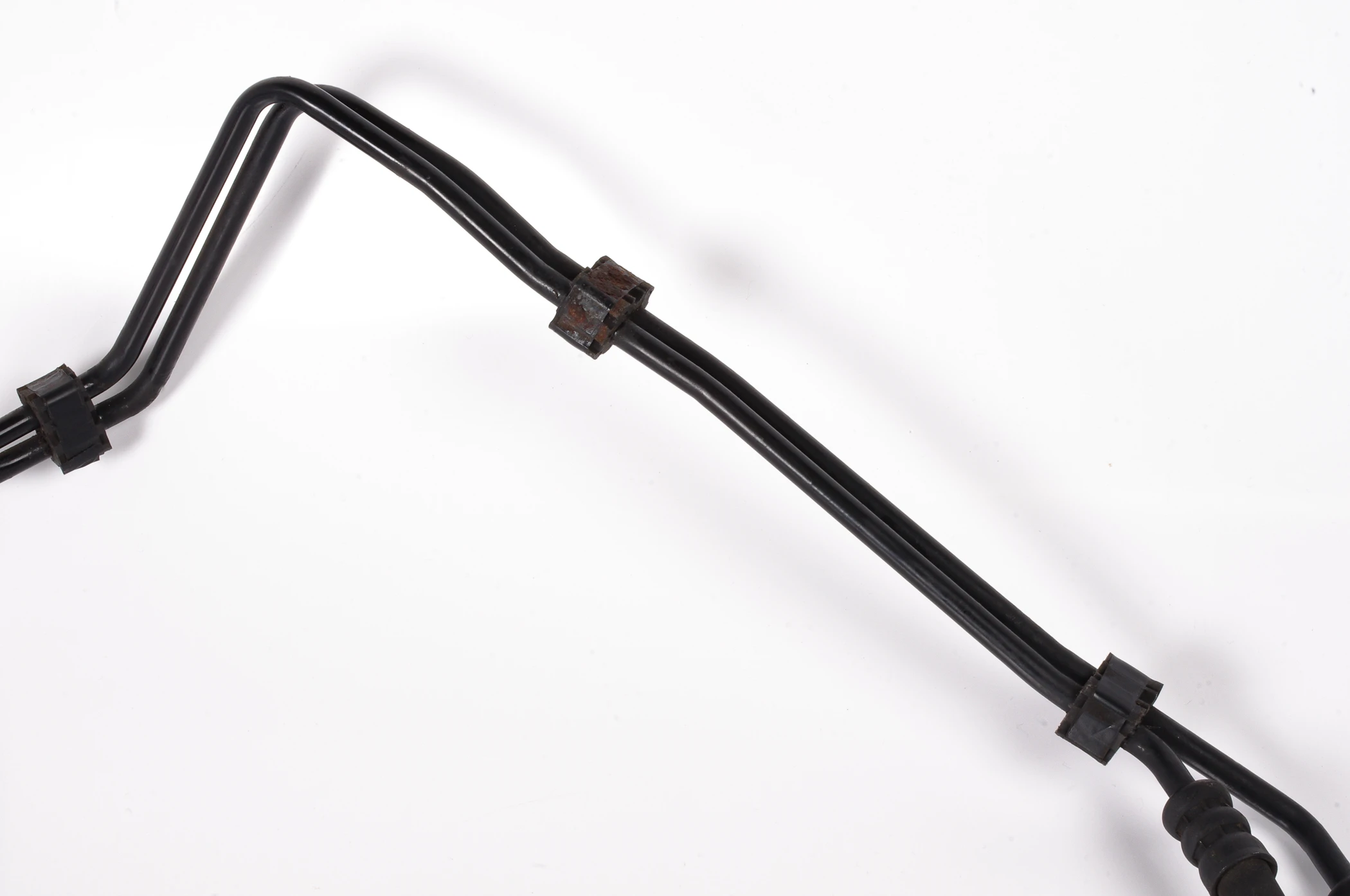 Mercedes 2309975082 ABC Suspension Hose | R230 SL