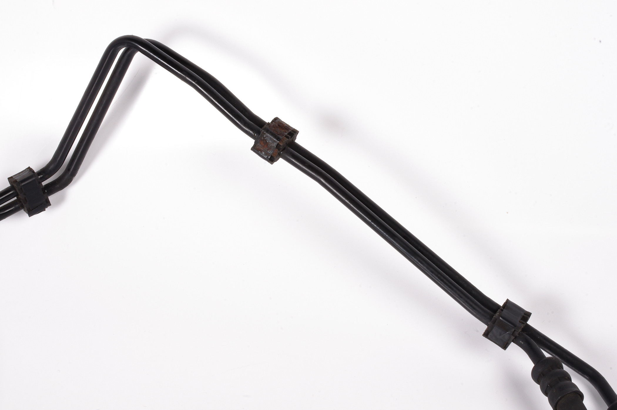 Mercedes 2309975082 ABC Suspension Hose | R230 SL