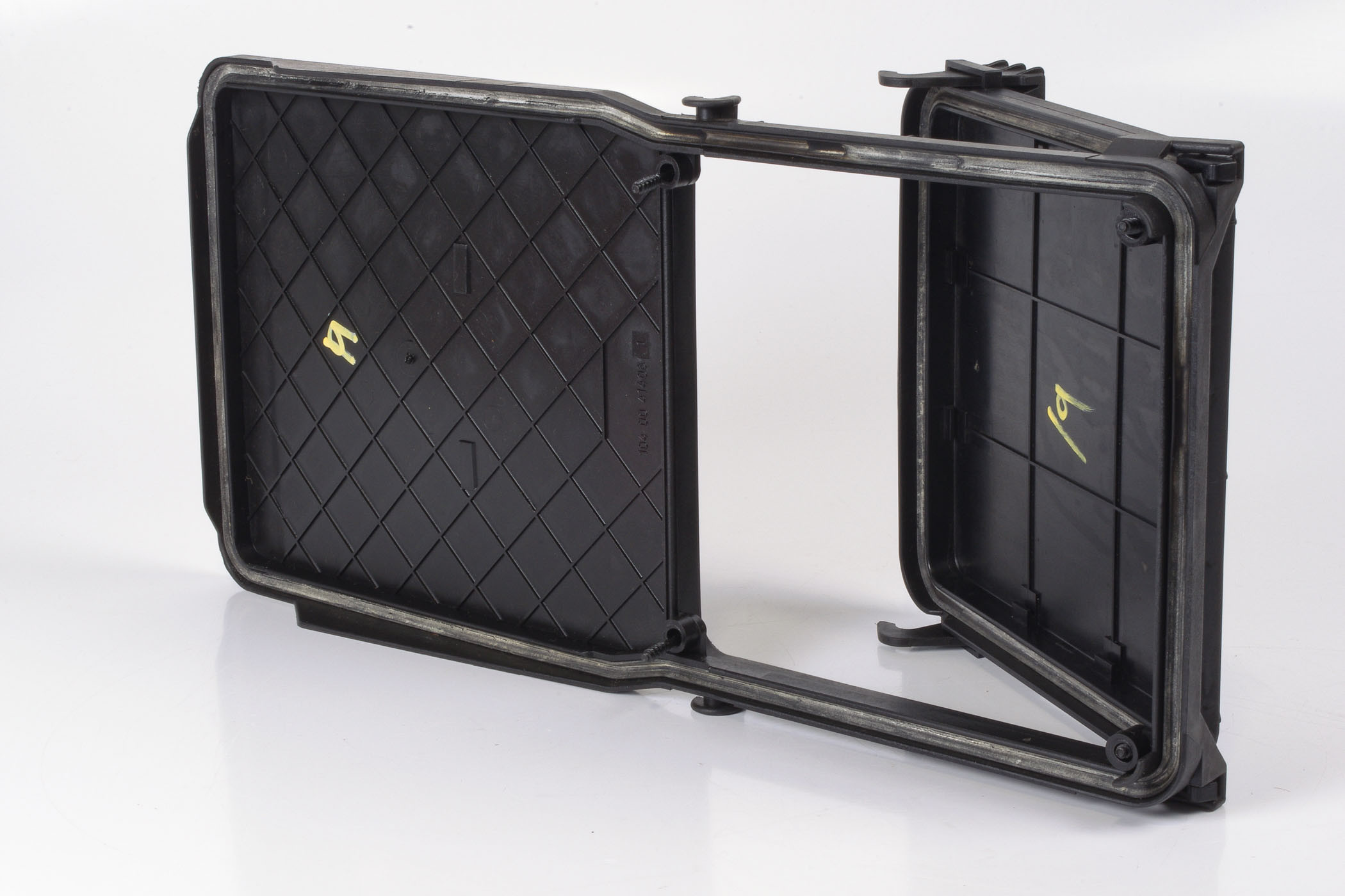 Mercedes 1405401082 Fuse Box Cover | W140 V140 C140 S