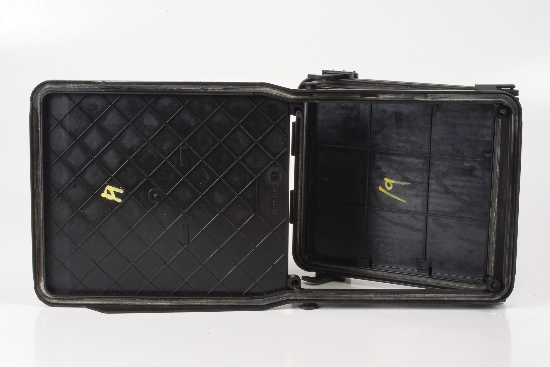 Mercedes 1405401082 Fuse Box Cover | W140 V140 C140 S