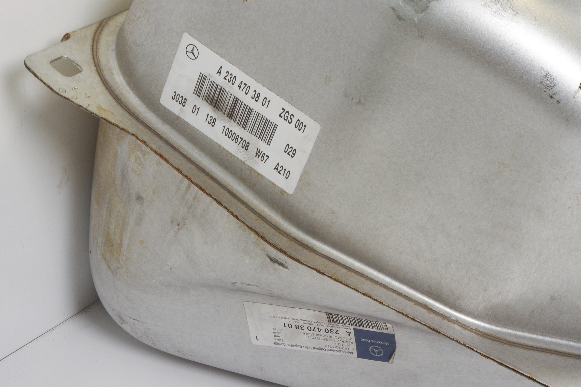 Mercedes 2304703801 Fuel Tank | R230 SL