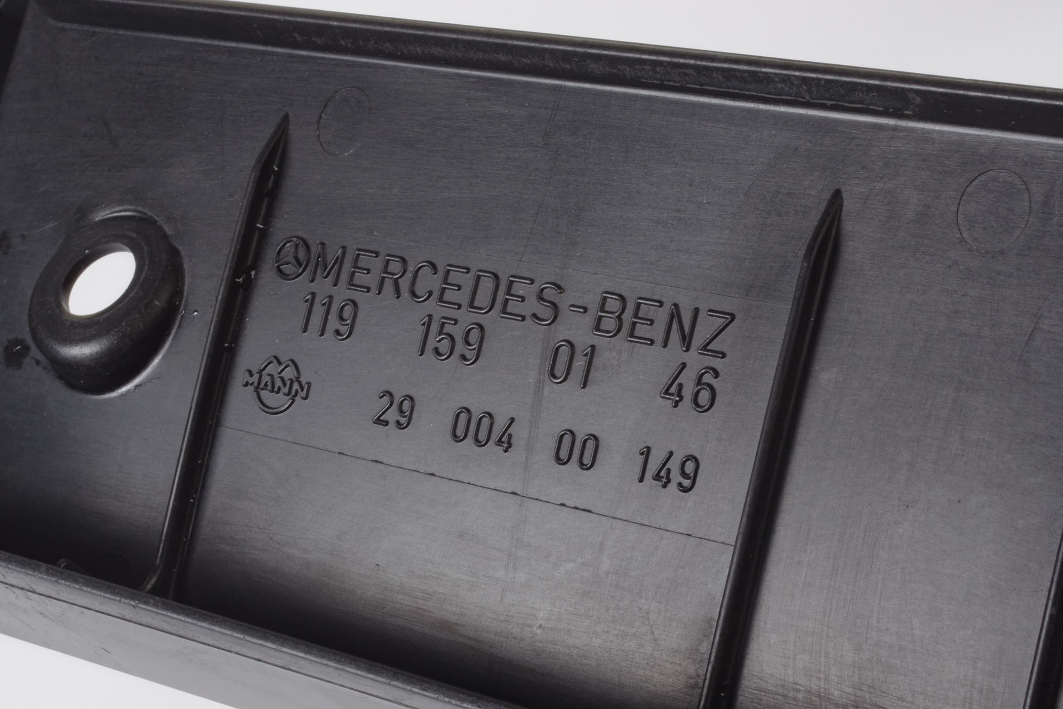 Mercedes 1191590146 Ignition Lead Cover | R129 SL W124 E W140 V140 C140 S