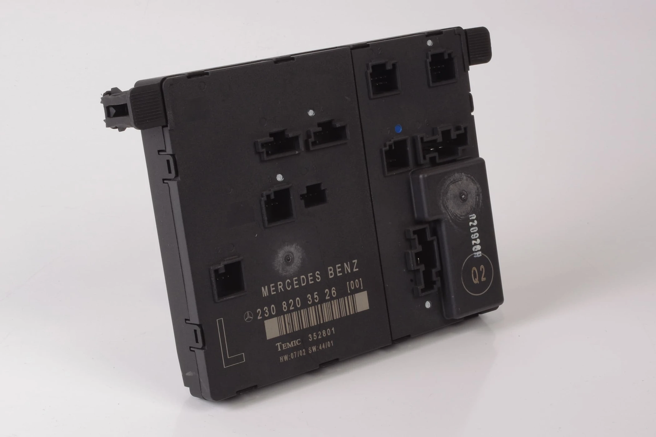 Mercedes 2308203526 Door Control Unit - Left | R230 SL