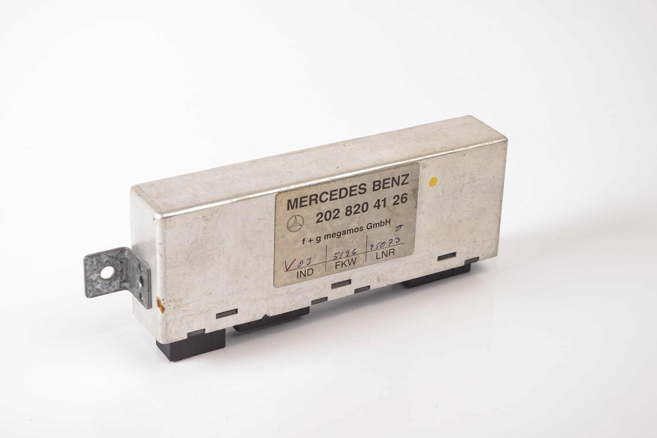 Mercedes 2028204126 Safeguard Control Unit | W140 V140 C140 S W202 C