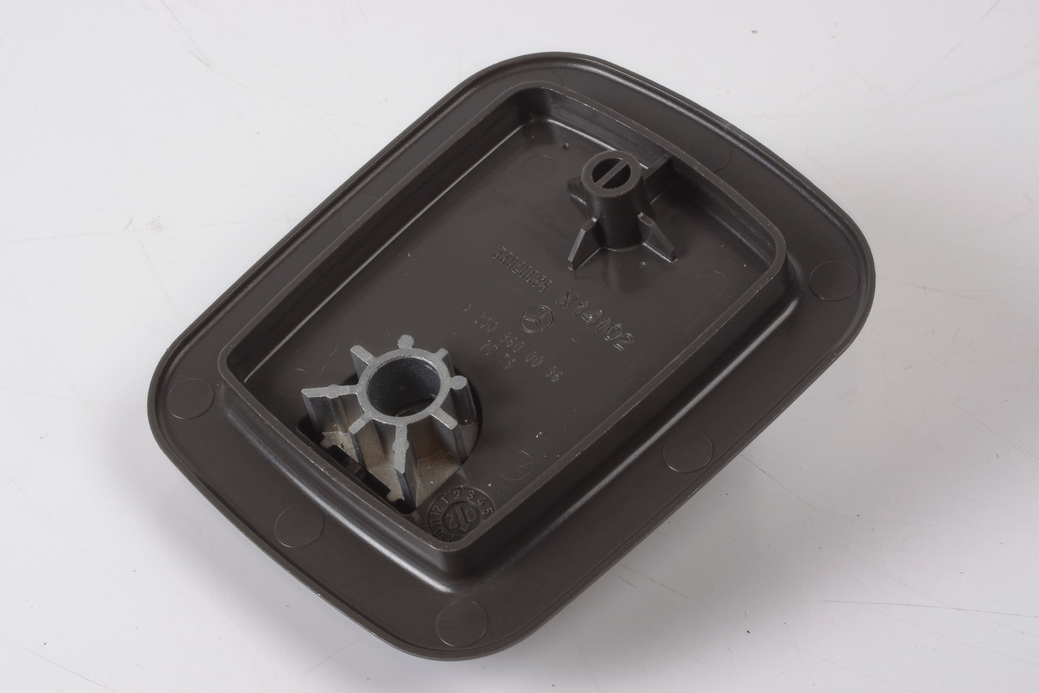 Mercedes 2308600096 Luggage Restraint Catch - Black | R230 SL