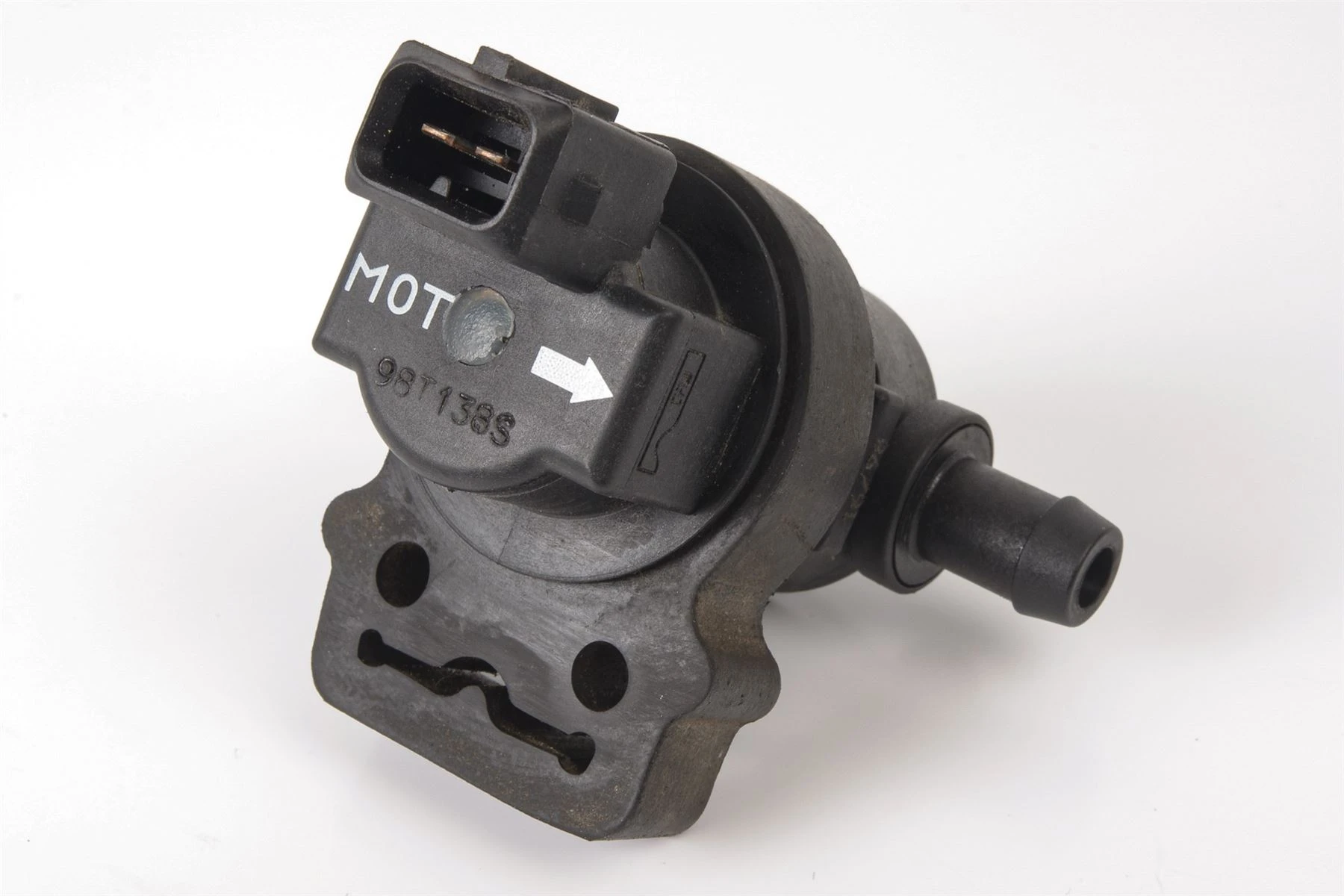 Mercedes 0004701593 Purge Valve | R129 SL W140 W220 S R170 SLK W202 W203...