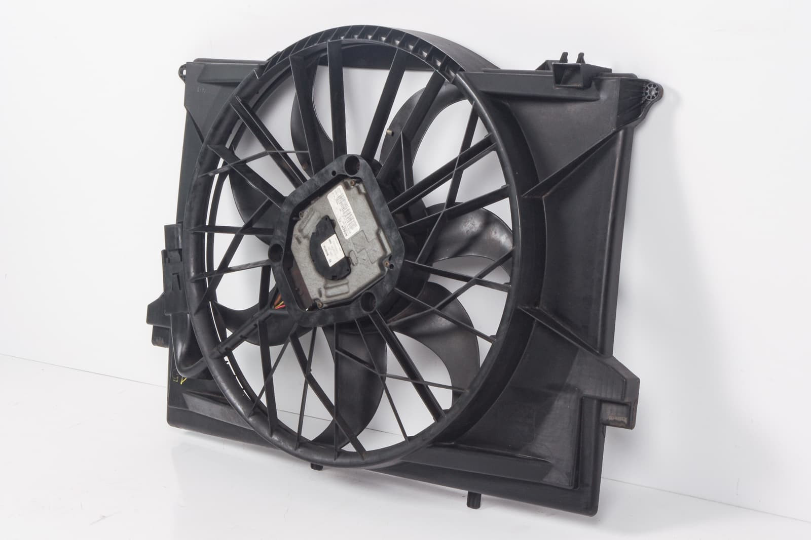 Mercedes 2305000093 Cooling Fan | R230 SL