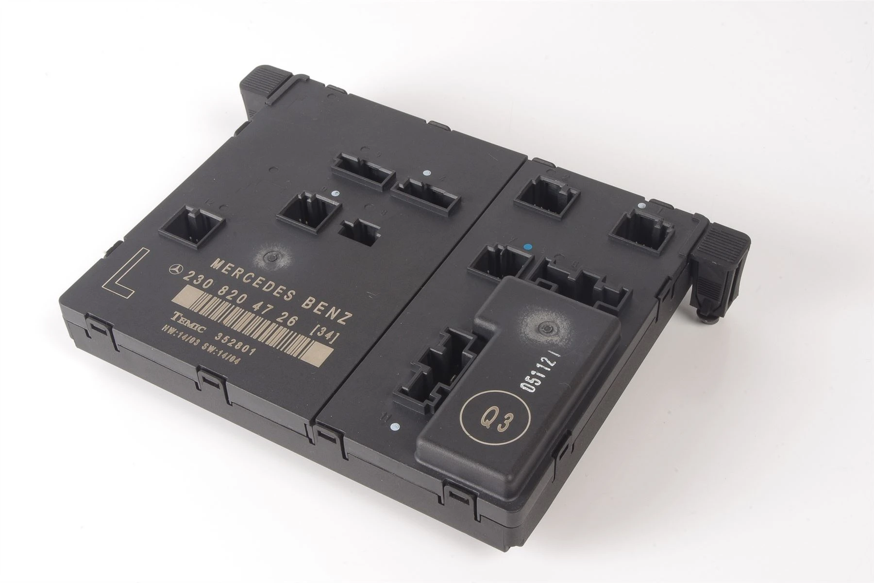Mercedes 2308204726 Door Control Unit - Left | C199 SLR R230 SL