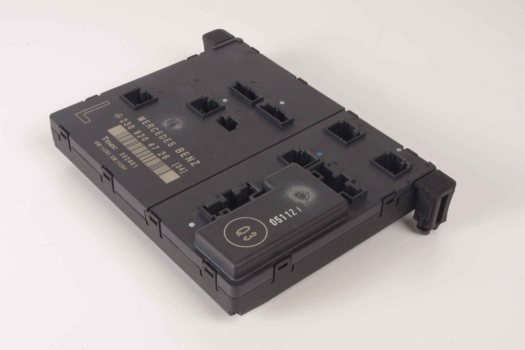 Mercedes 2308204726 Door Control Unit - Left | C199 SLR R230 SL