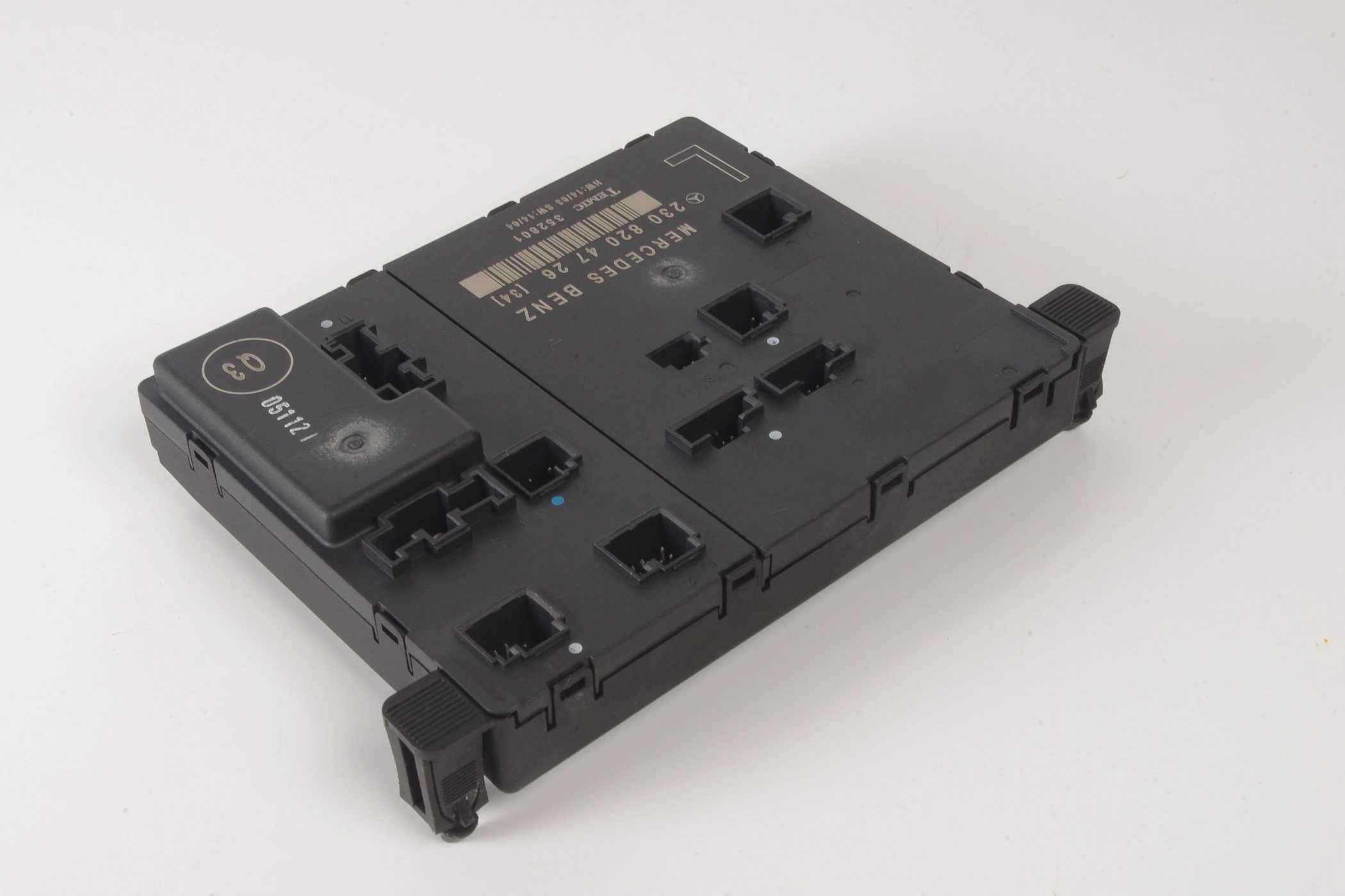 Mercedes 2308204726 Door Control Unit - Left | C199 SLR R230 SL