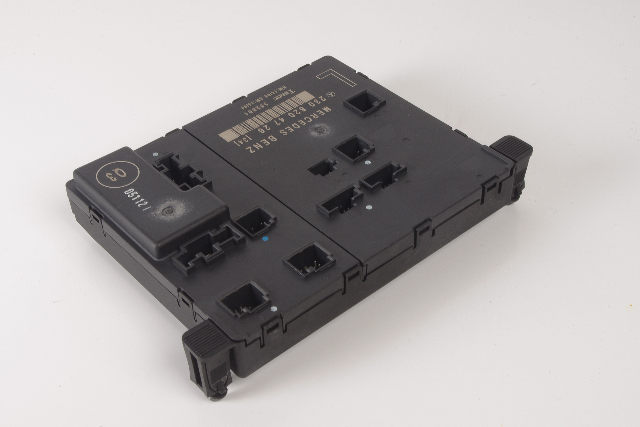 Mercedes 2308204726 Door Control Unit - Left | C199 SLR R230 SL
