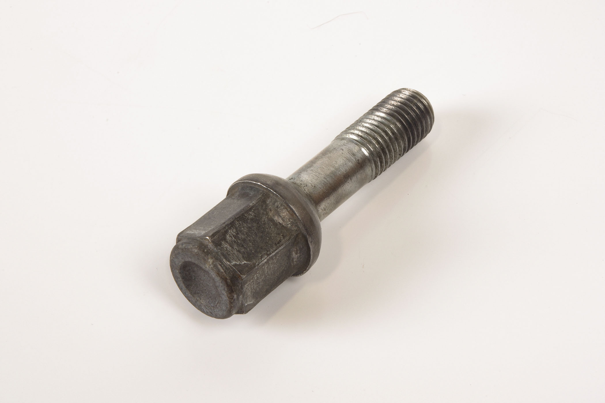 Mercedes 0009904807 Wheel Bolt x4 | W124 W210 E R129 SL R170 R171 SLK W202...