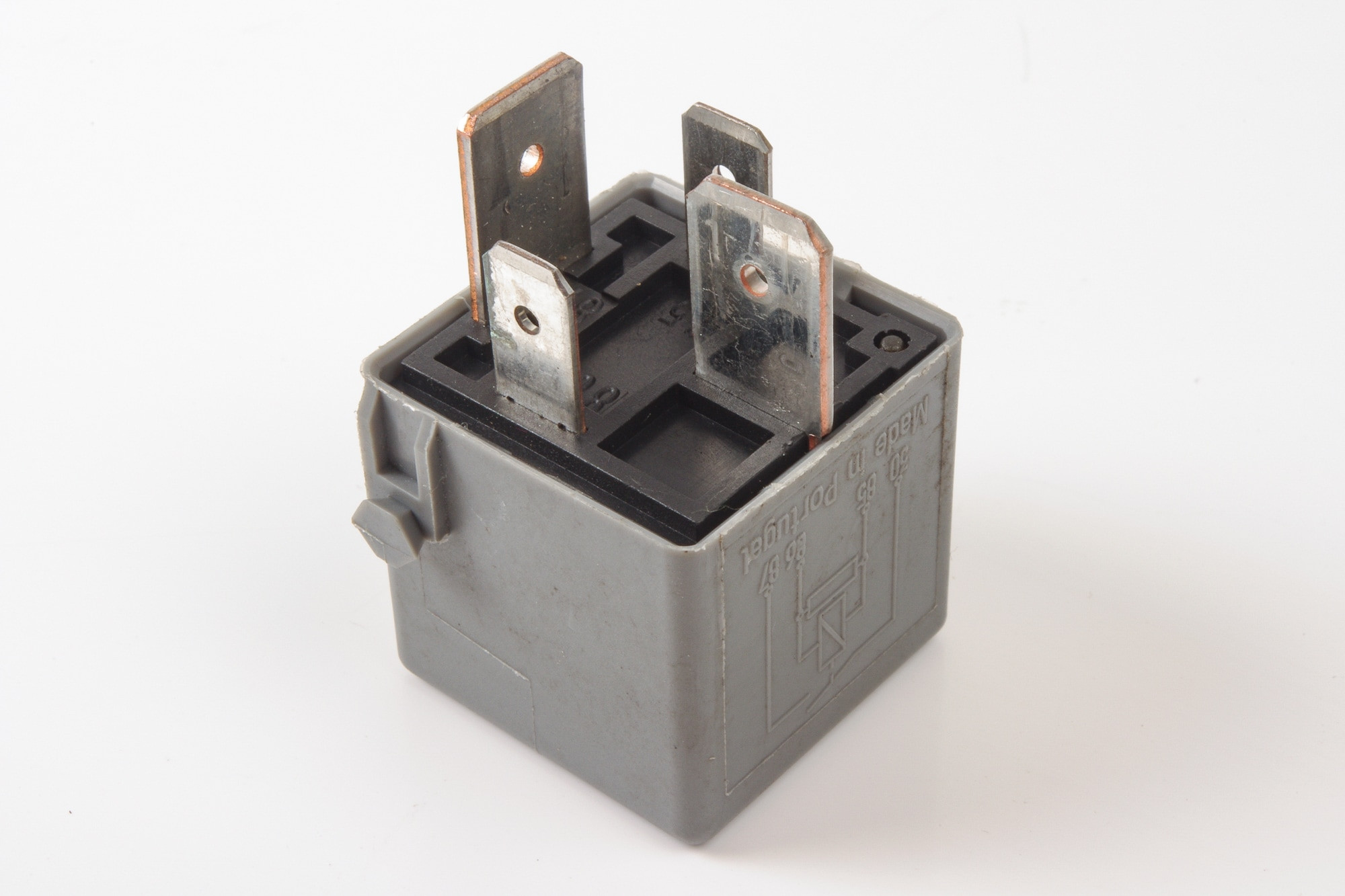 Mercedes 0025422619 Relay | W163 W164 W166 M W169 A R171 R172 SLK W203 CL203...