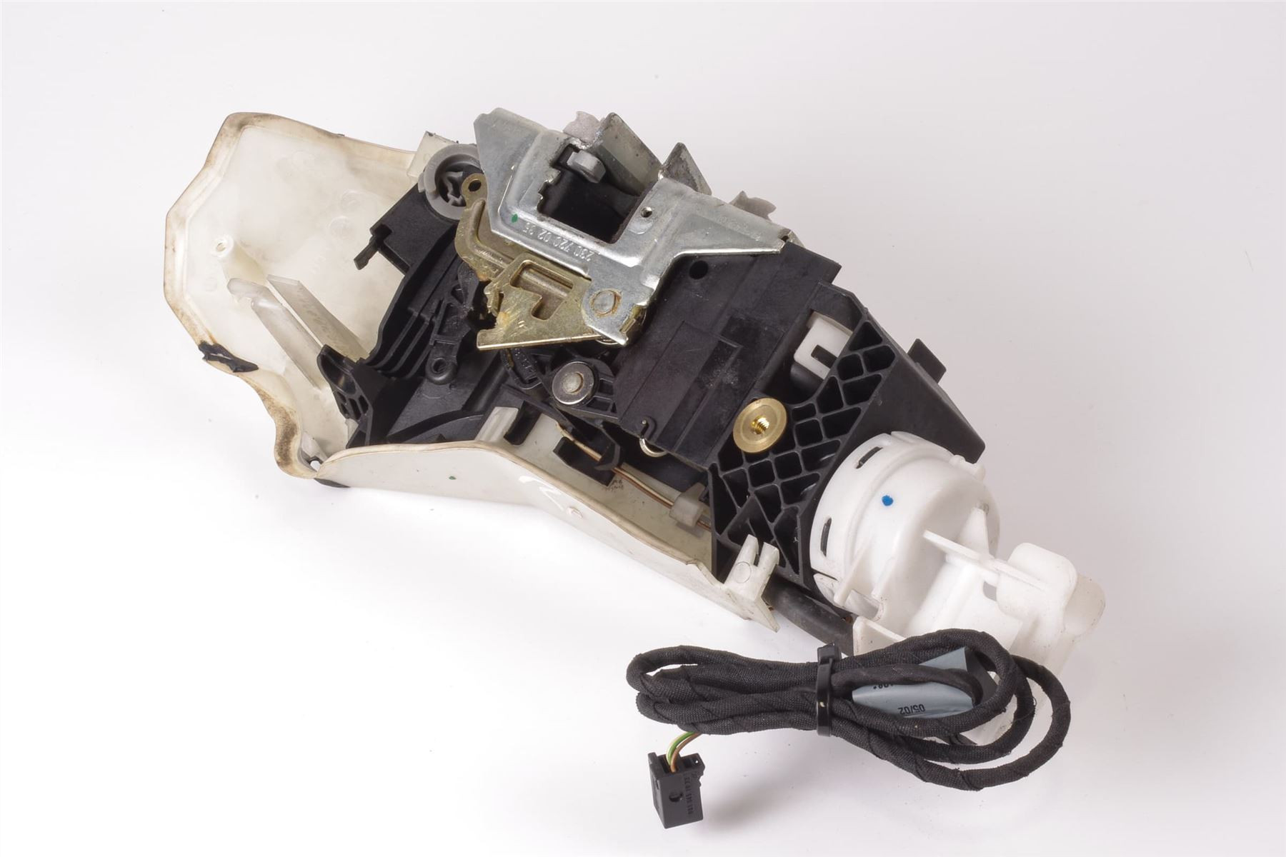 Mercedes 2307200635 Door Lock - Right | R230 SL