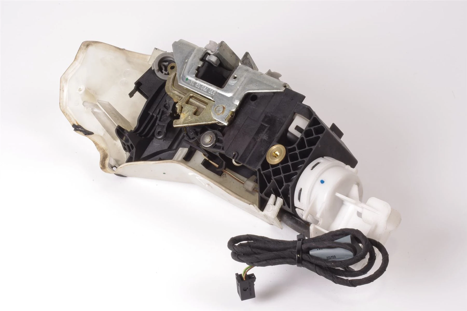 Mercedes 2307200635 Door Lock - Right | R230 SL