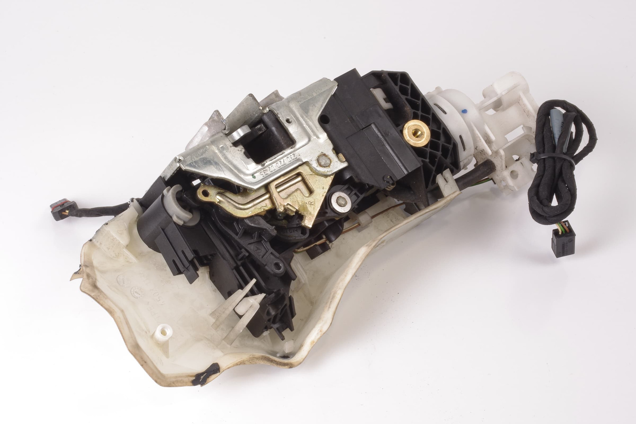 Mercedes 2307200635 Door Lock - Right | R230 SL