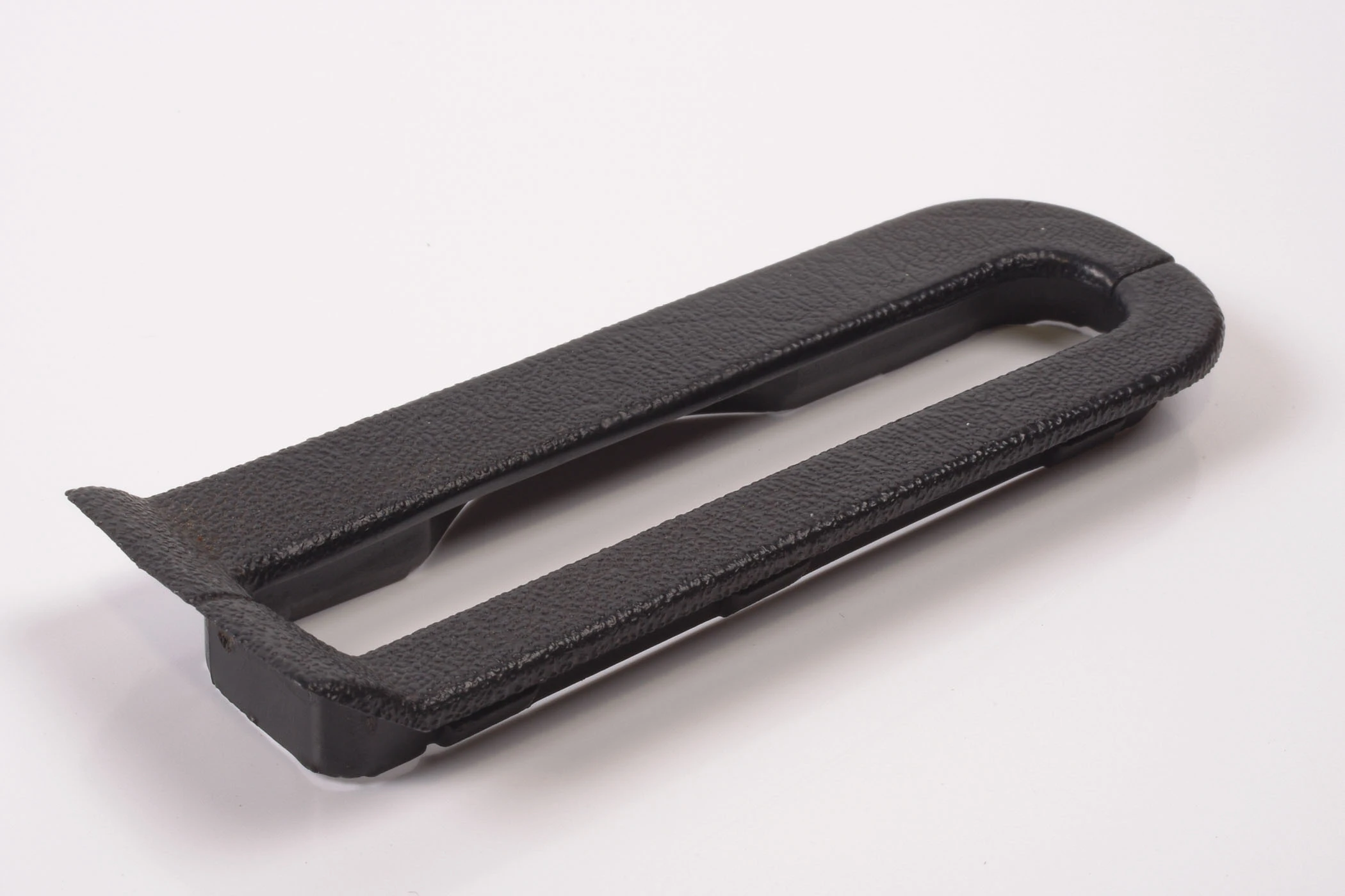 Mercedes 1299192420 Seat Belt Guide - Right Black | R129 SL