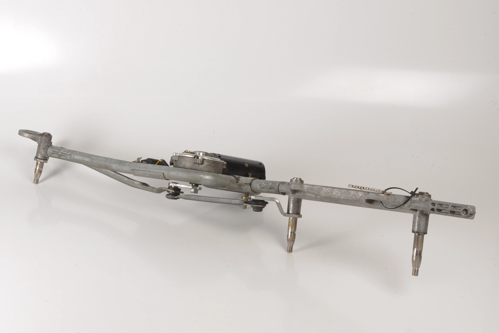 Mercedes 2308200141 Wiper Mechanism & Motor | R230 SL