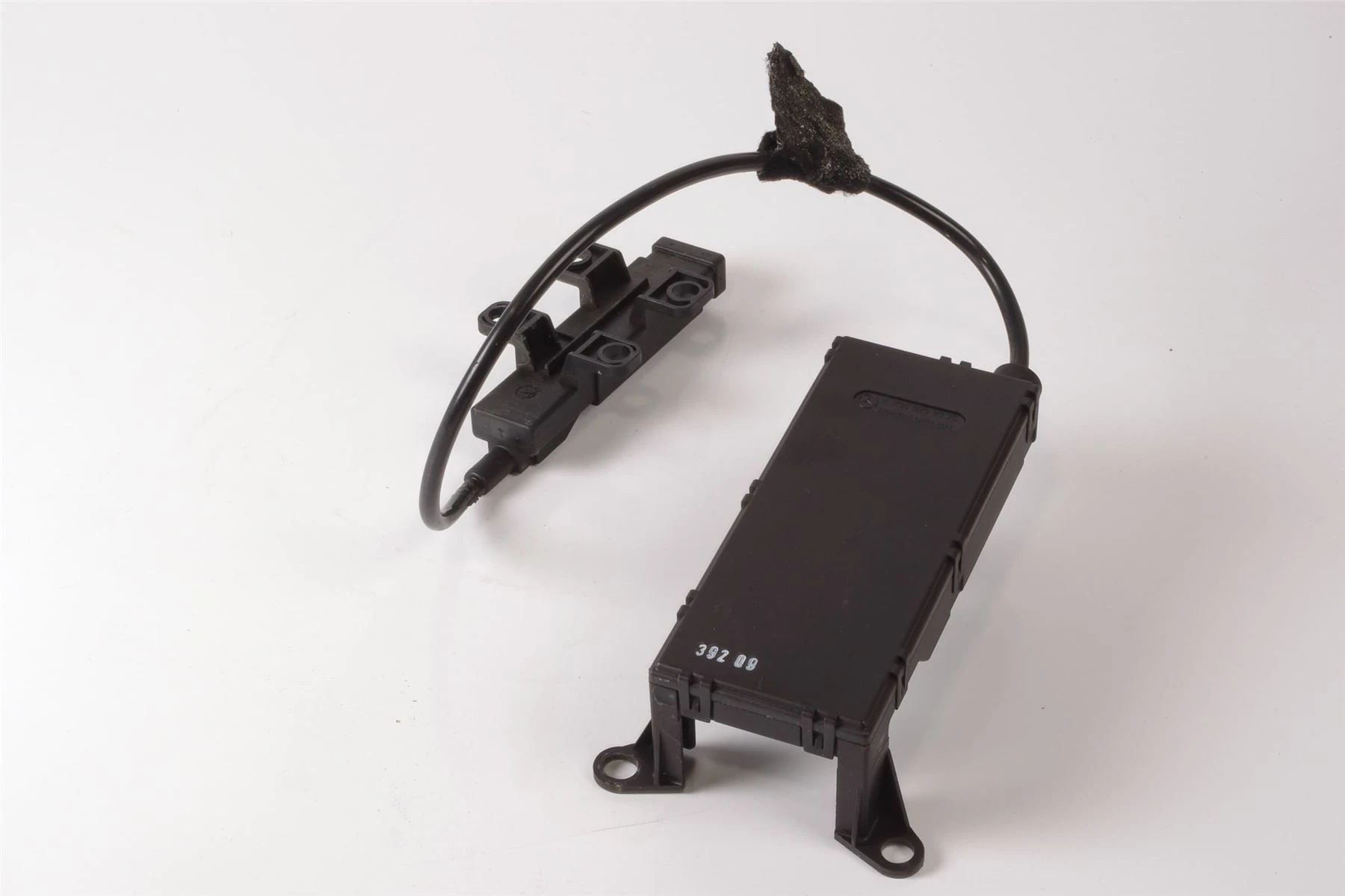 Mercedes 2308200075 Antenna Receiver | R230 SL