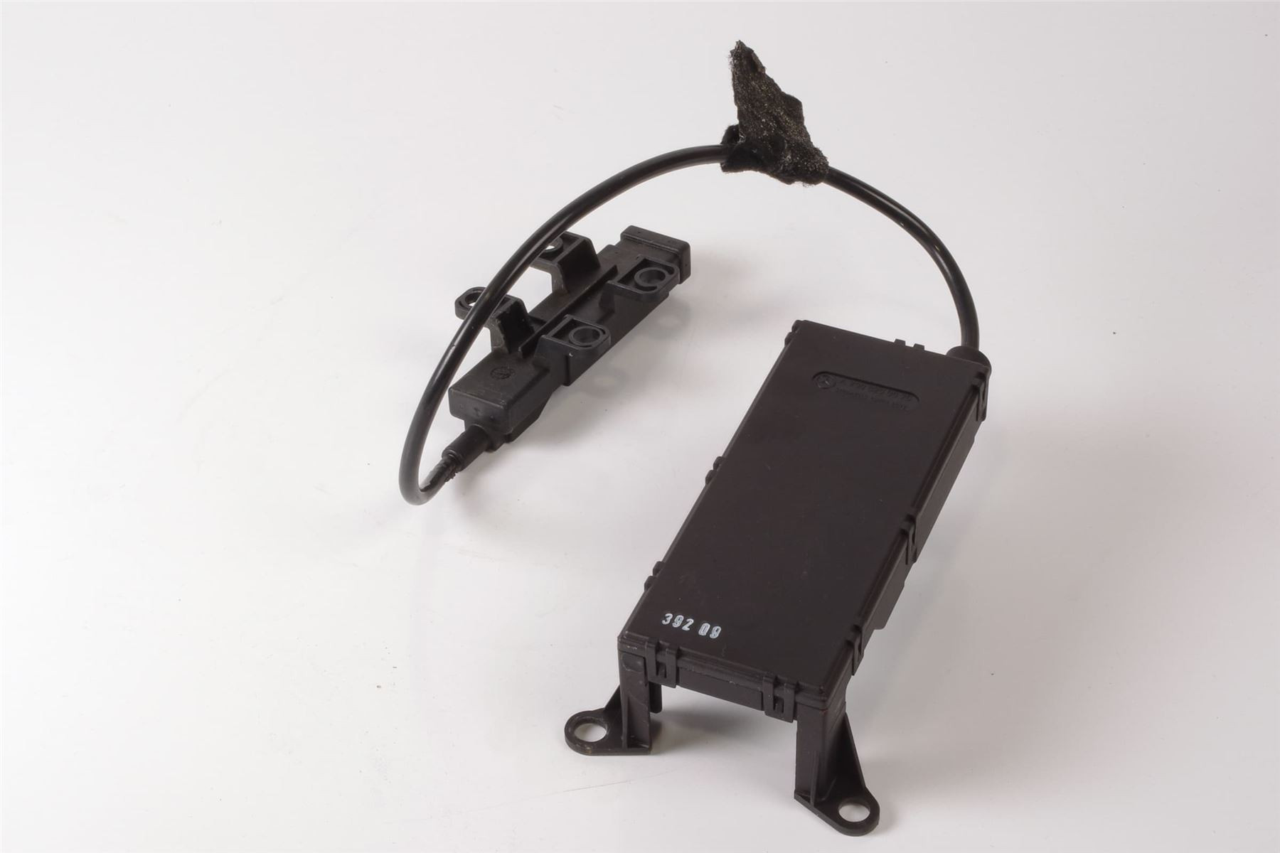 Mercedes 2308200075 Antenna Receiver | R230 SL