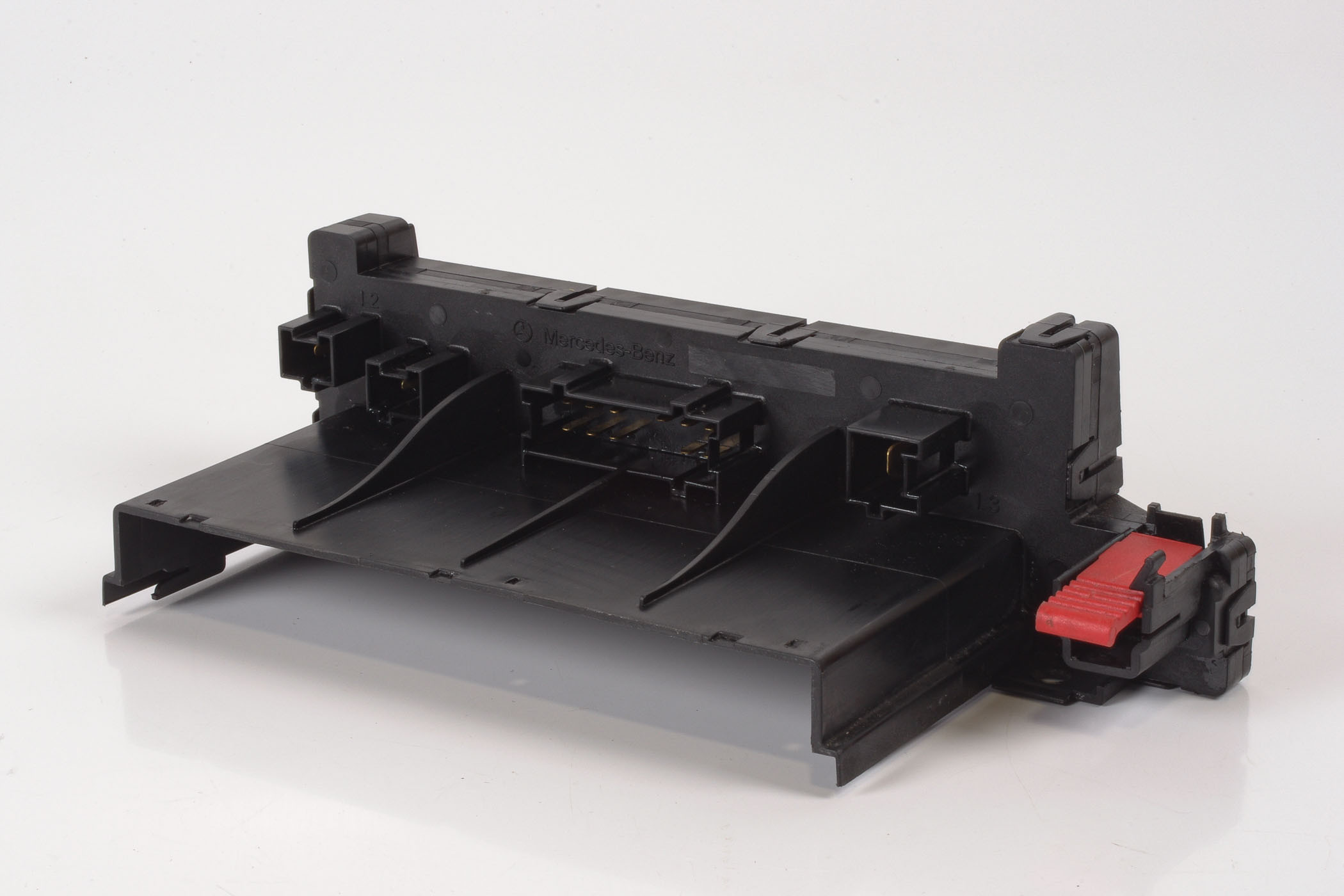 Mercedes 2305450401 SAM Control Unit Fuse Box | R230 SL