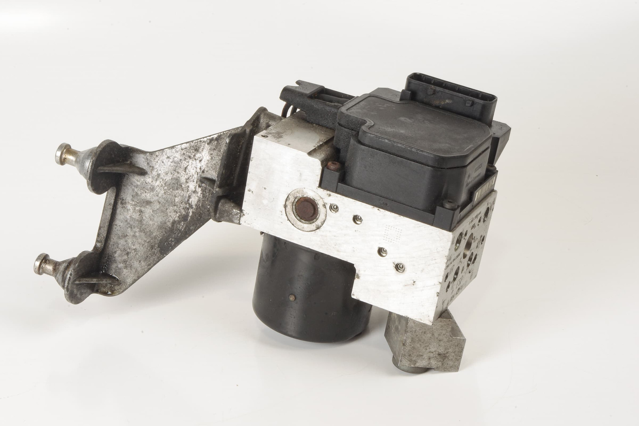 Mercedes 0044314612 ABS Pump | R107 R129 SL W124 E W126 W140 S W201 C C215 CL