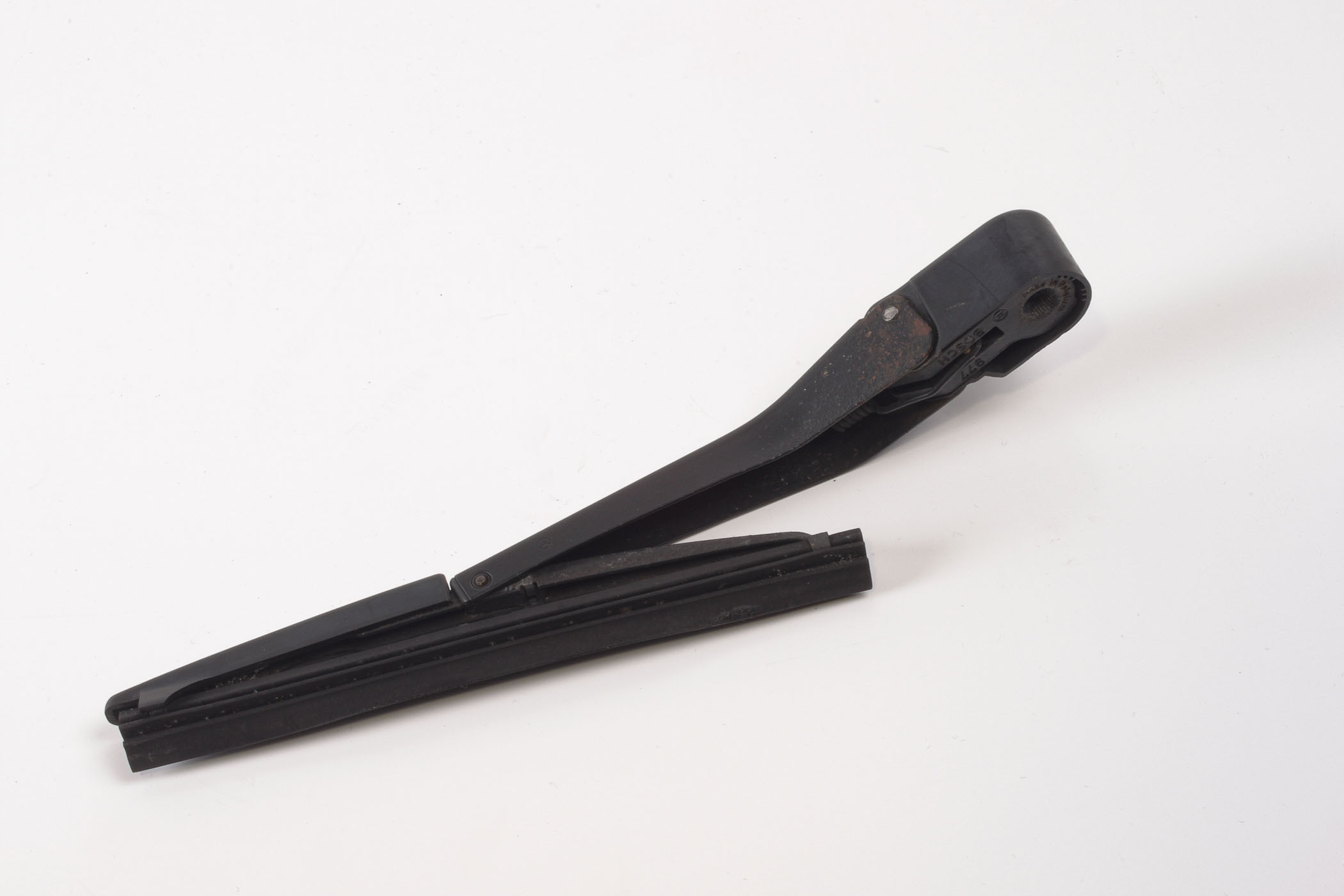 Mercedes 1408200544 Headlight Wiper Arm - Front Left | W140 V140 S