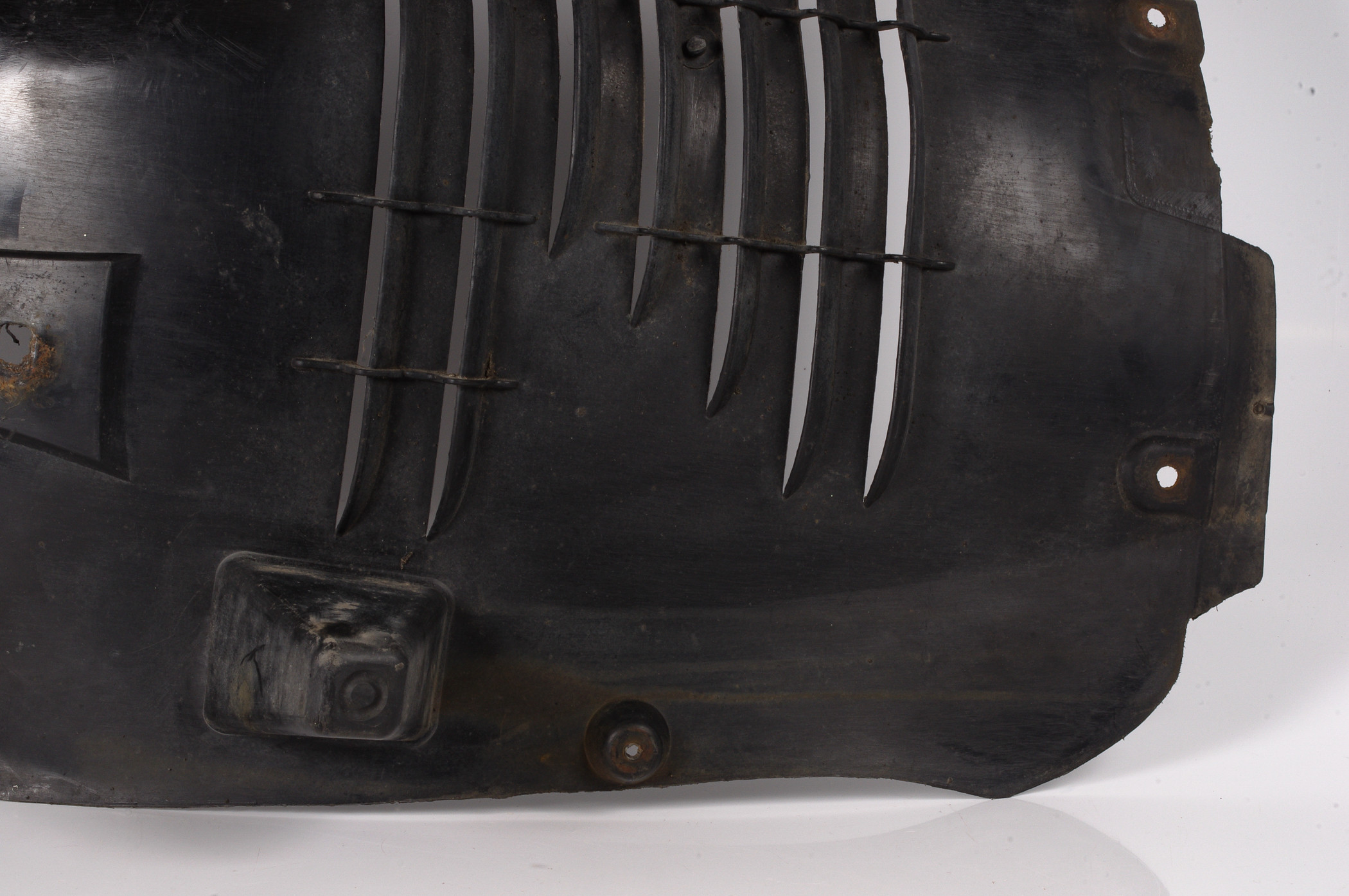 Mercedes 2306901430 Wheel Arch Liner - Front Right | R230 SL