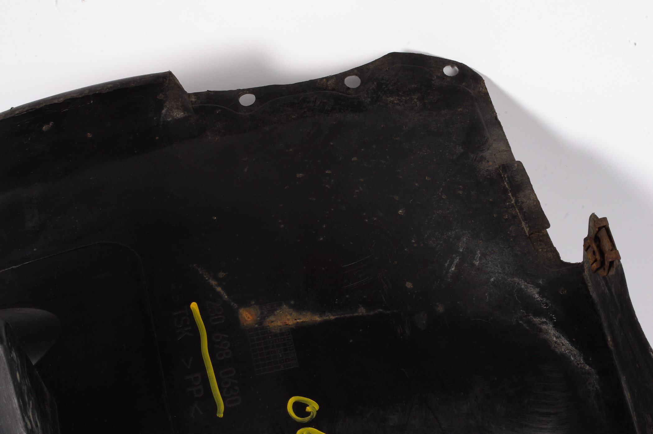 Mercedes 2306980630 Wheel Arch Liner - Front Right | R230 SL