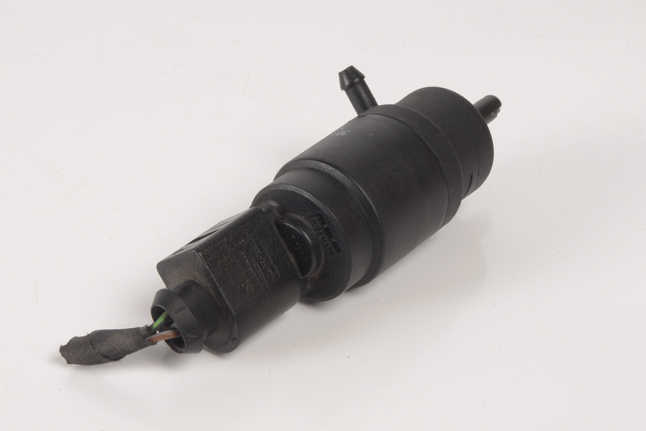 Mercedes 2108690821 Windscreen Washer Pump | R129 R230 SL W140 W220 S W163 M...