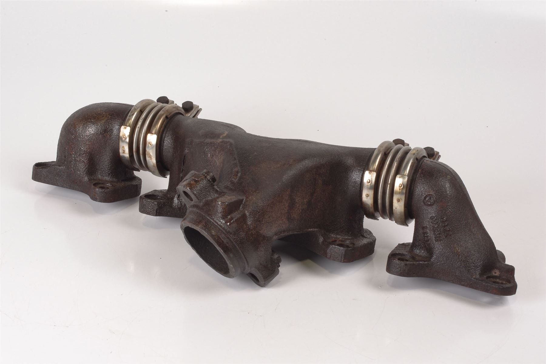 Mercedes 1191428302 Exhaust Manifold - Left | W124 W210 S210 E R129 SL