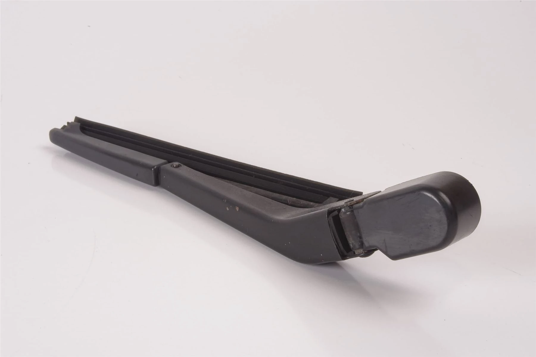 Mercedes 1408202644 Headlight Wiper Arm - Right | C140 S