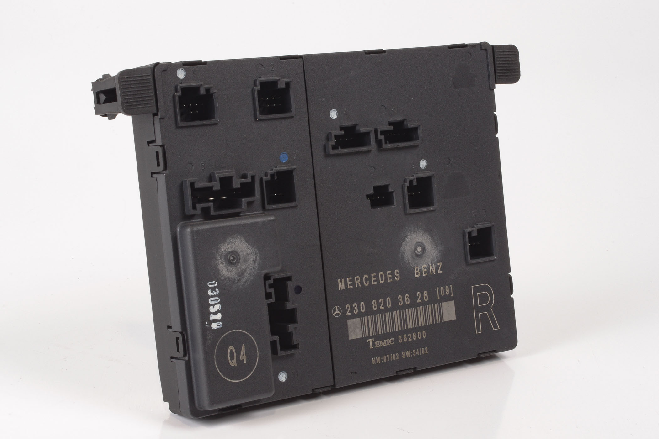 Mercedes 2308203626 Door Control Unit - Right | R230 SL