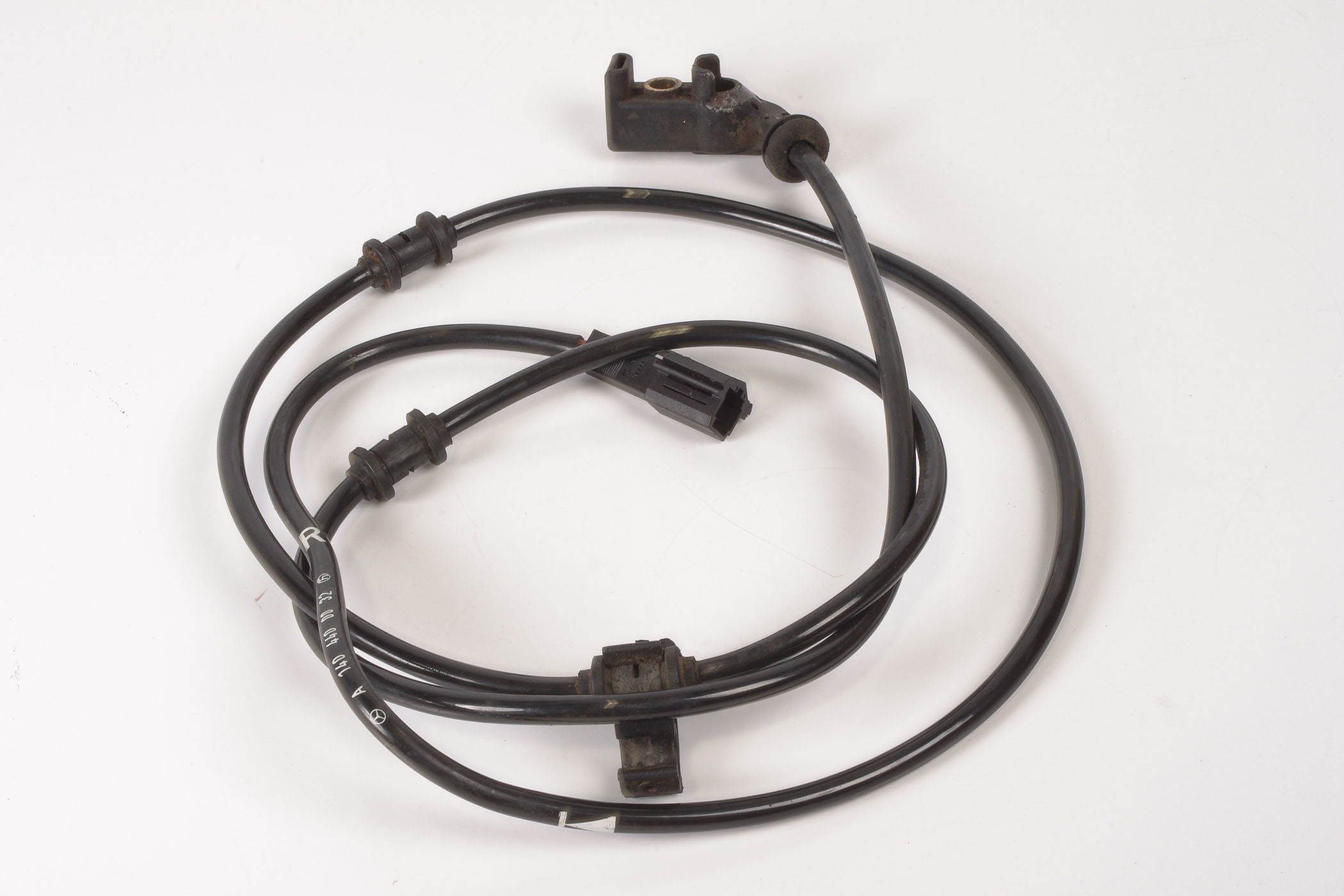 Mercedes 1404400032 Brake Wear Sensor - Rear Right | W140 V140 C140 S