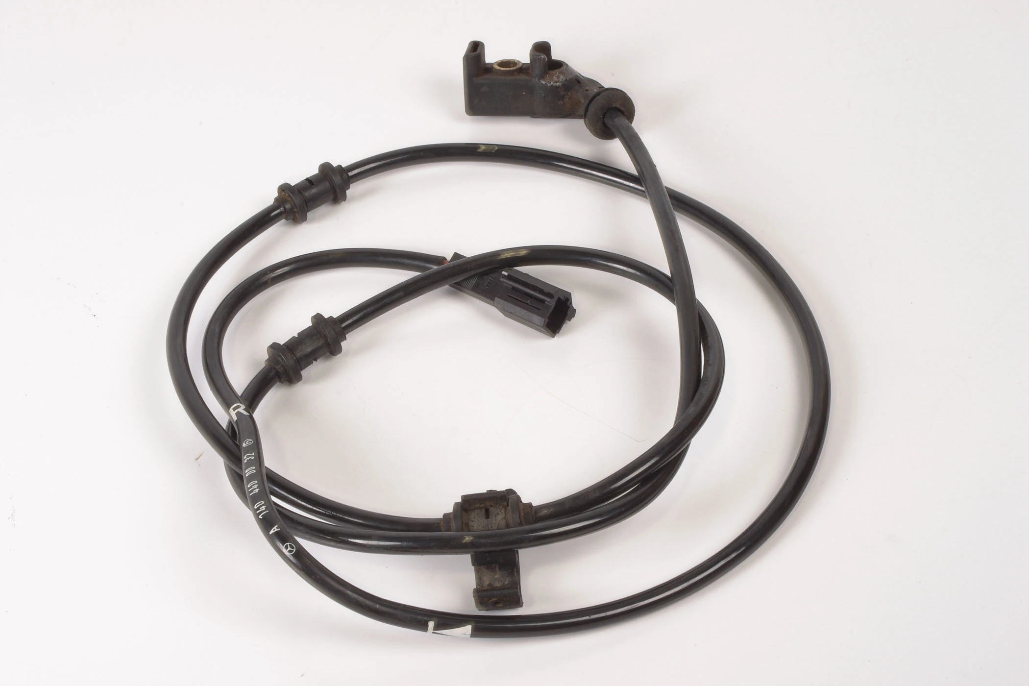 Mercedes 1404400032 Brake Wear Sensor - Rear Right | W140 V140 C140 S