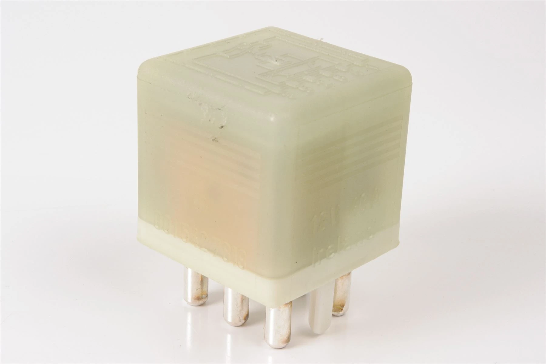 Mercedes 0015427819 Comfort Control Relay (a) | W124 E W126 V140 S R129 SL...