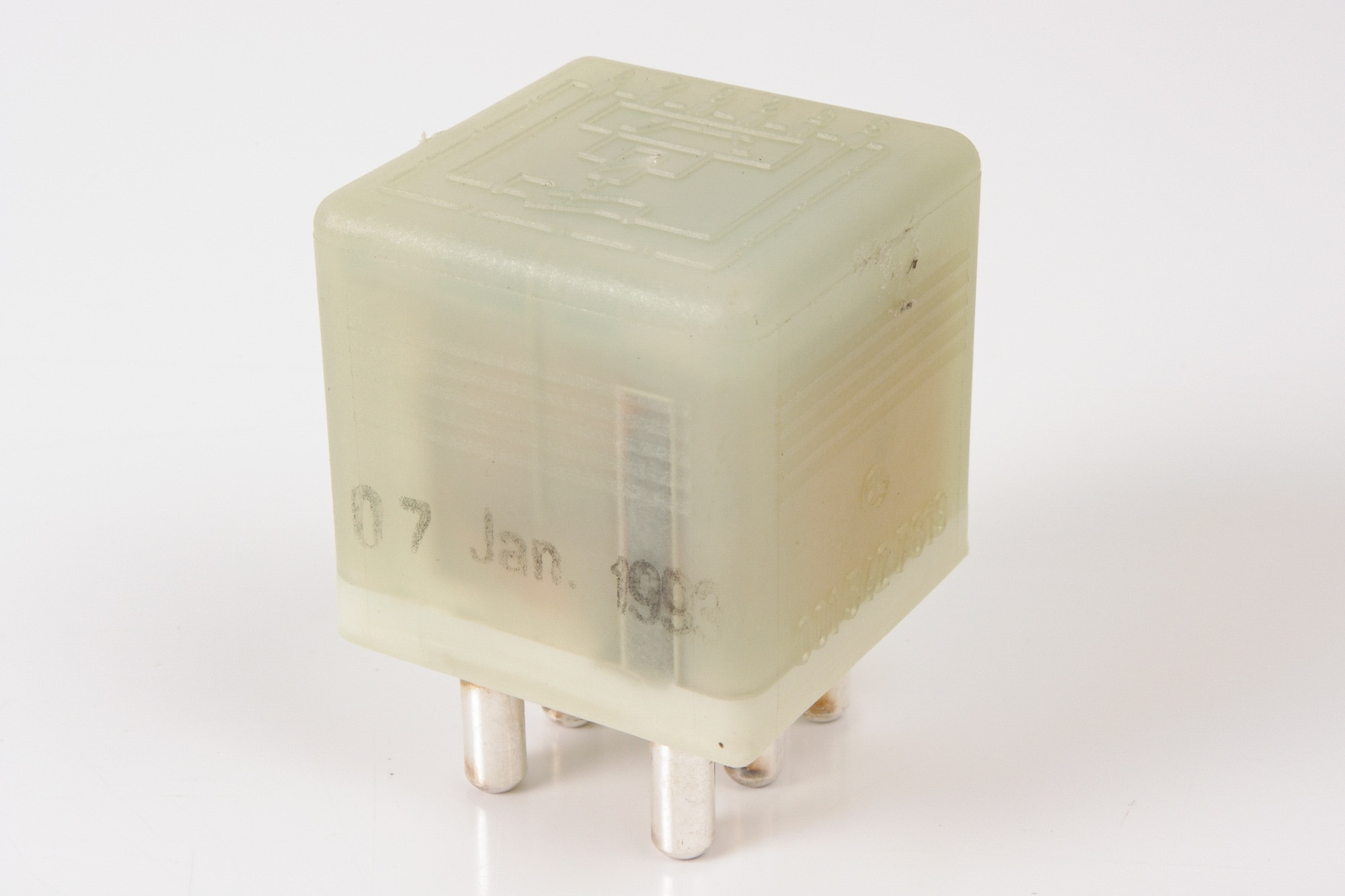 Mercedes 0015427819 Comfort Control Relay | R129 SL W124 E W126 V140 S W202 C...